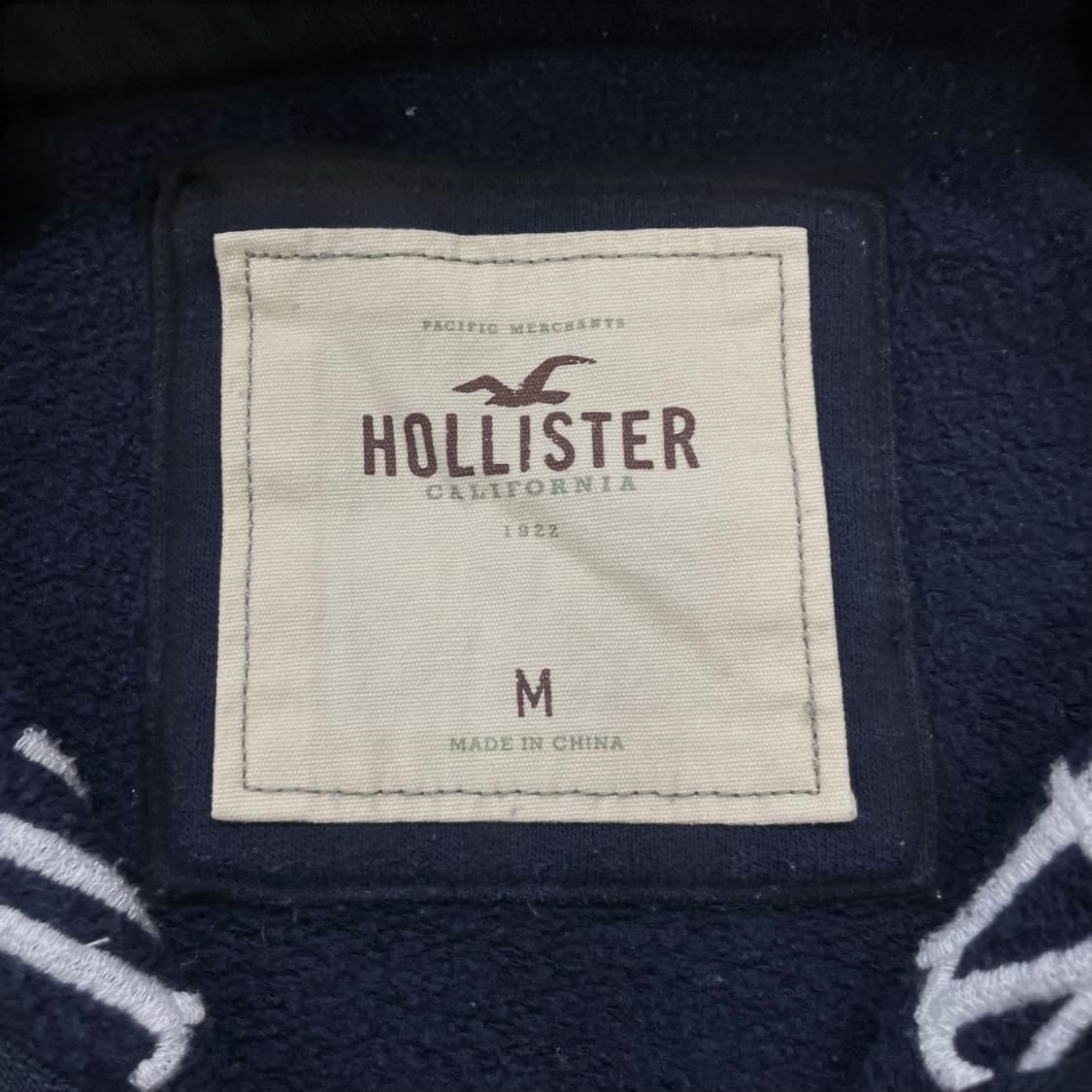 홀리스터 스펠 로고 후드집업 네이비 상품이미지4