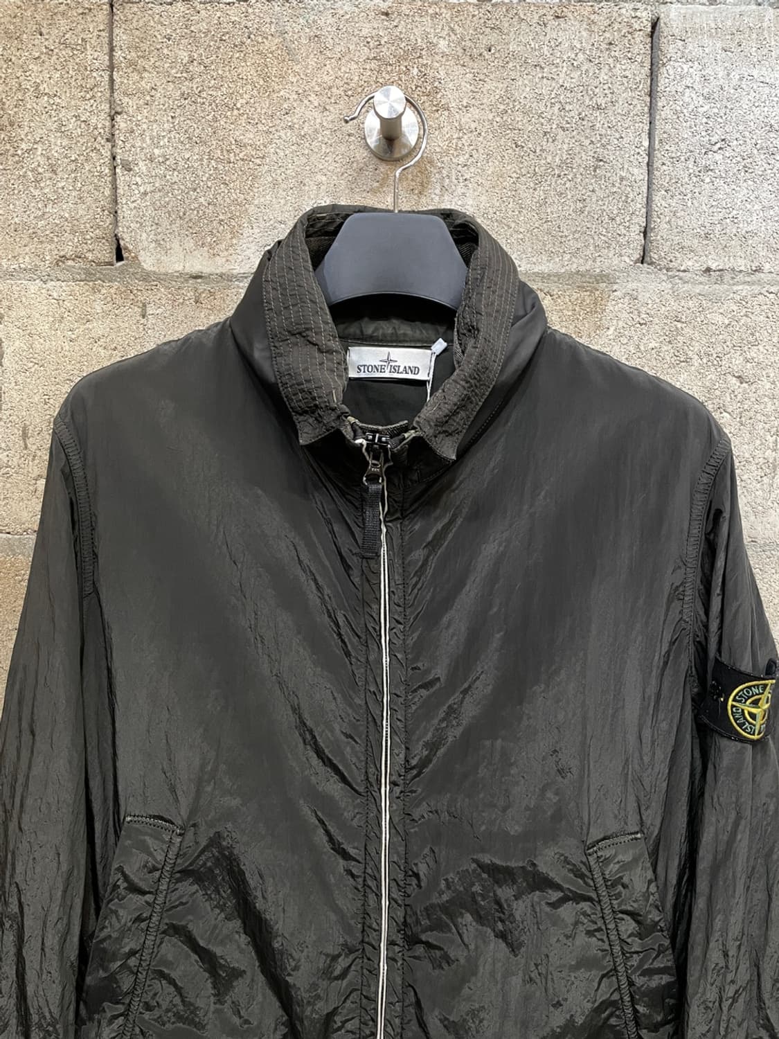 스톤 아일랜드 나일론 메탈 윈드브레이커 자켓  상품이미지10