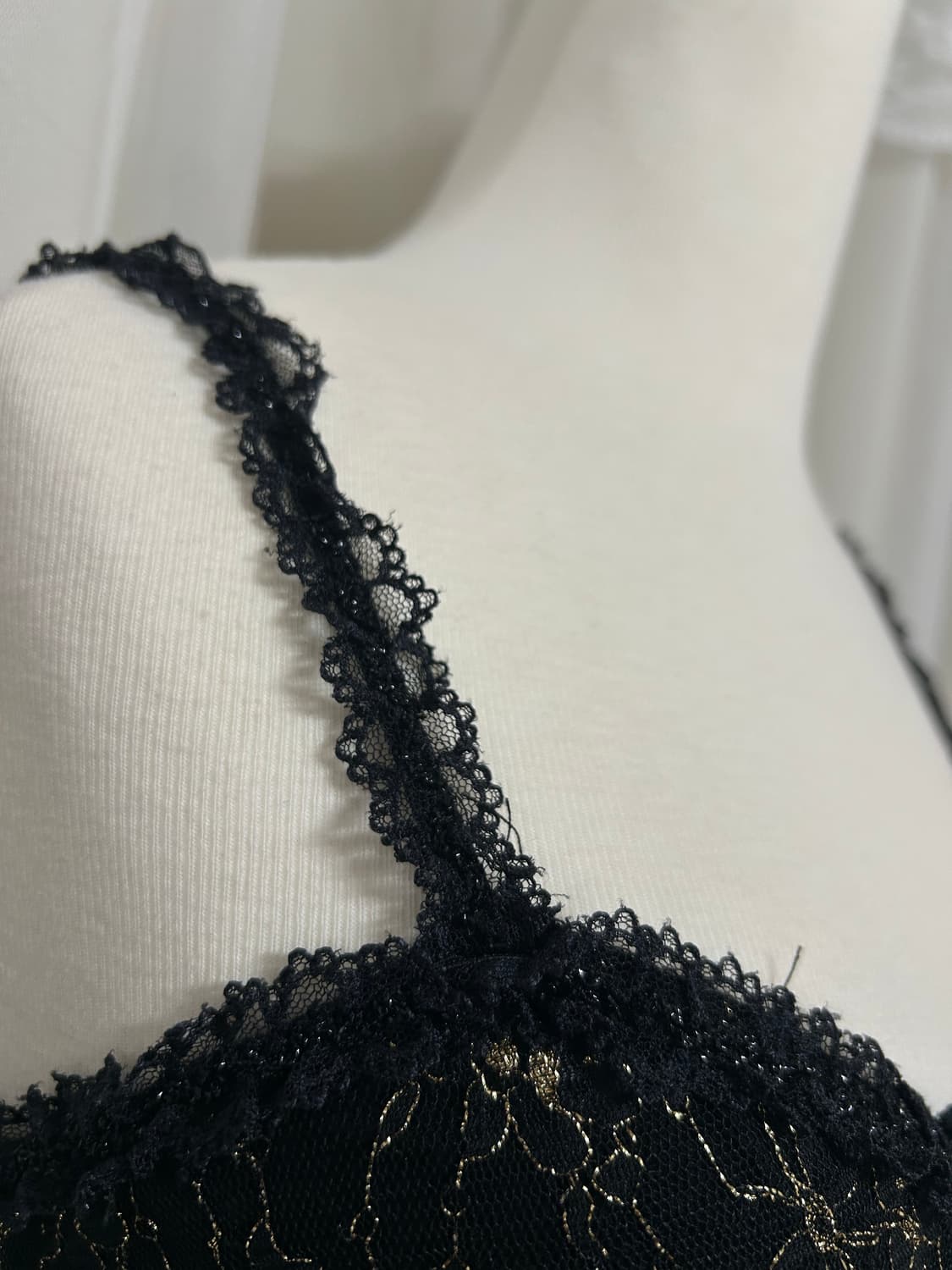 리즈리사 금장플라워 레이스슬리브리스 나시 오네갸루 상품이미지3