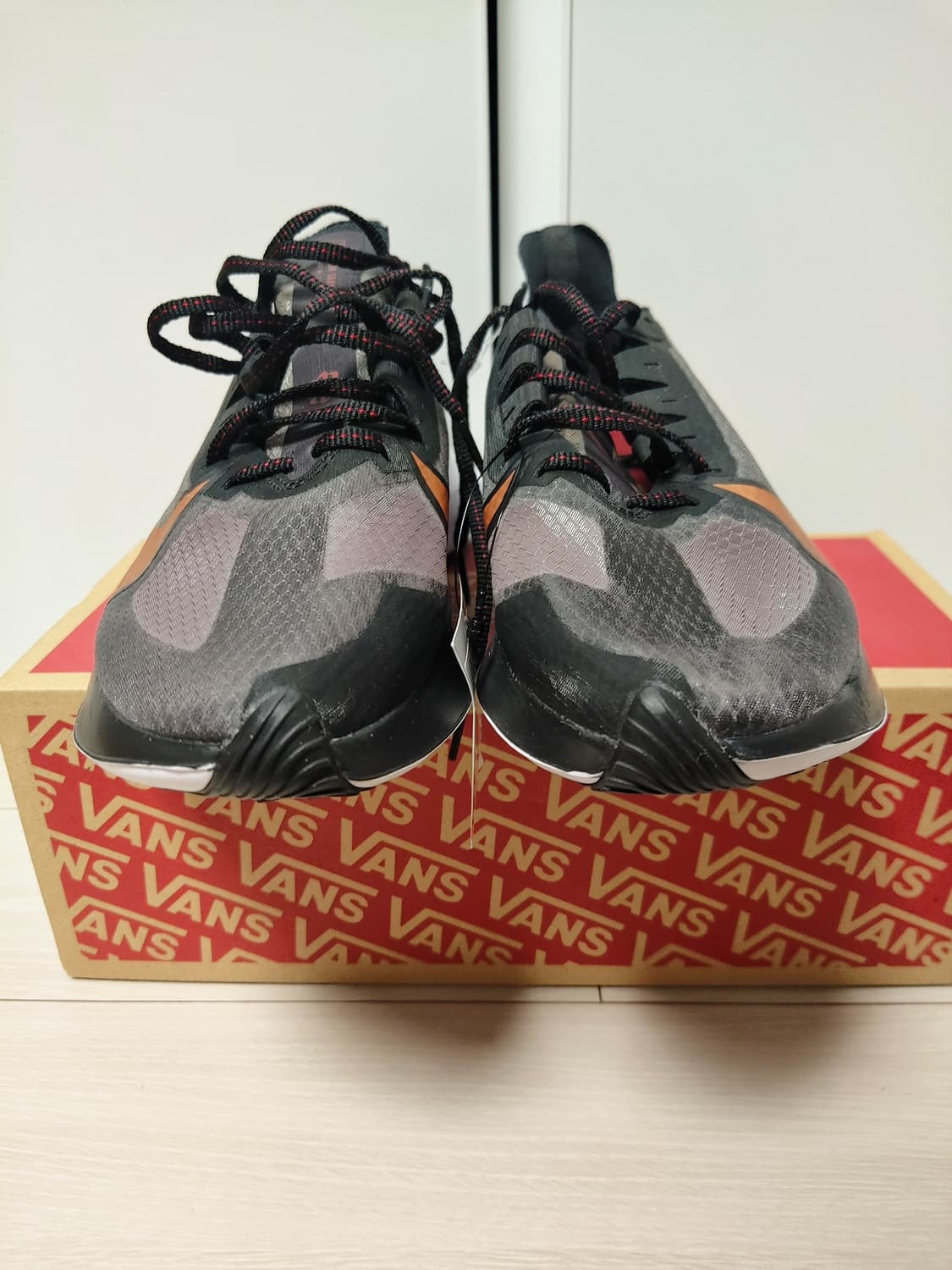 새상품 나이키 런닝화 255 상품이미지3