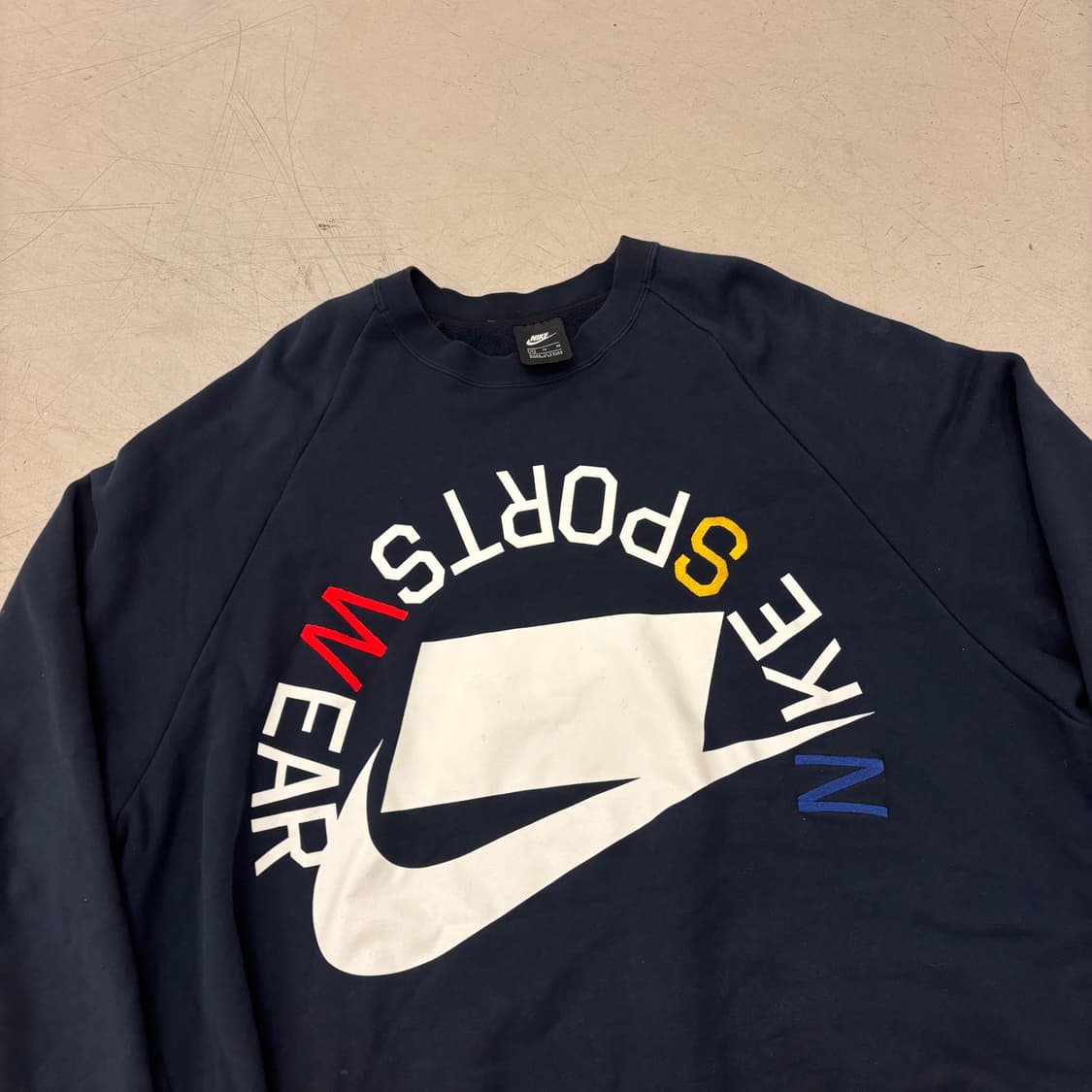나이키 nsw 빅로고 네이비 맨투맨 상품이미지2