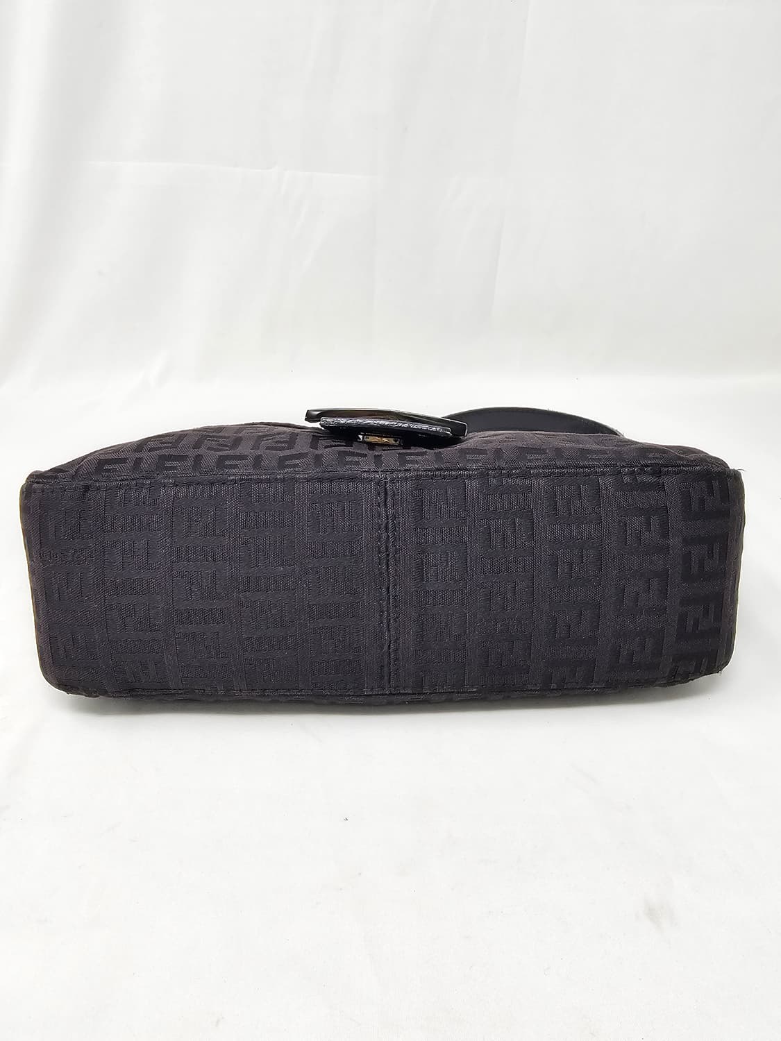 FENDI 펜디 FF 바게트백 블랙 모노그램 숄더백 상품이미지7