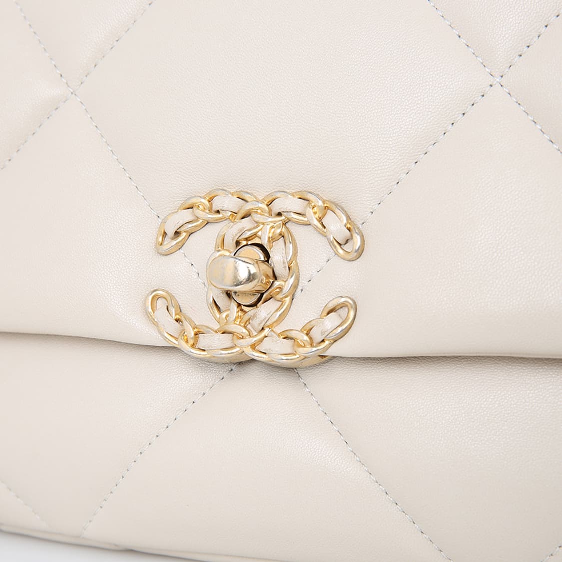 샤넬 19백 CC로고 콤비 체인 크로스 미듐 AS1160 상품이미지7