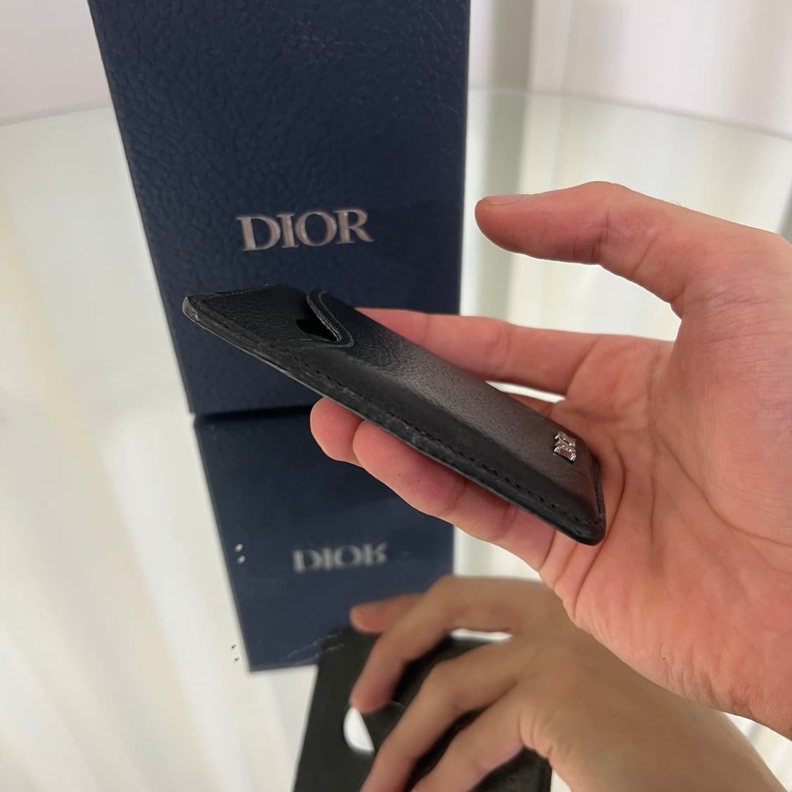디올 그래피티 맥세이프 카드지갑  상품이미지5