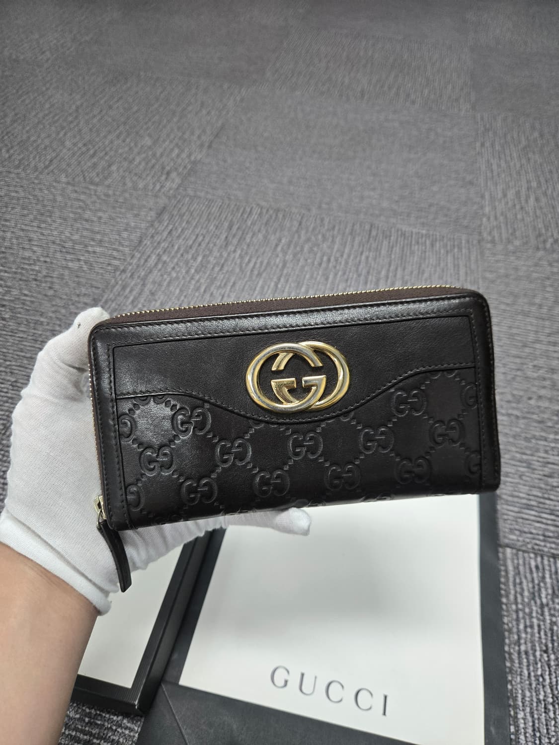 [특가][정품] 구찌 인터로킹 지퍼돌이 장지갑 상품이미지1