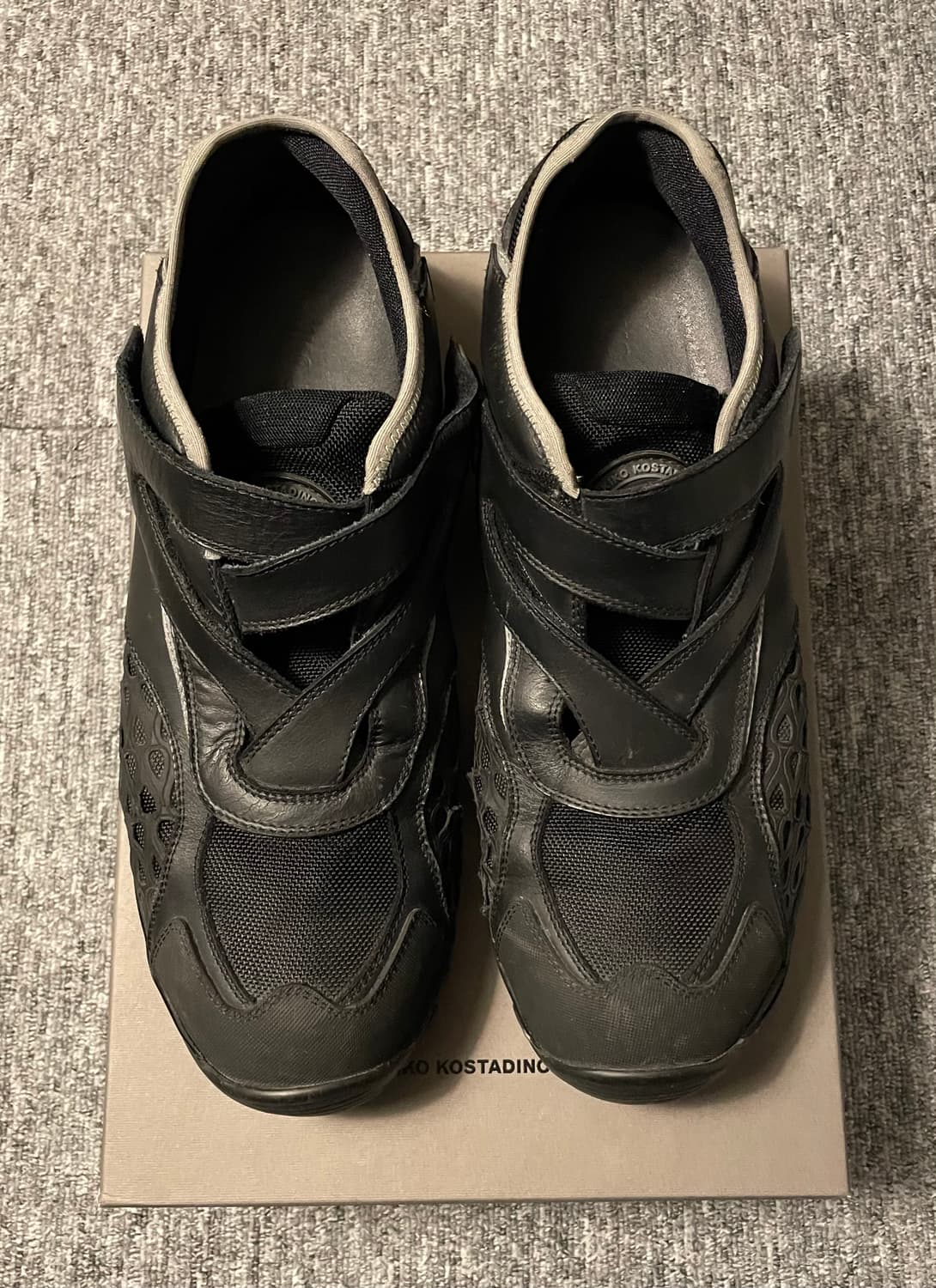 키코 코스타디노브 하크만 슈즈 카본 블랙 [45] 상품이미지1