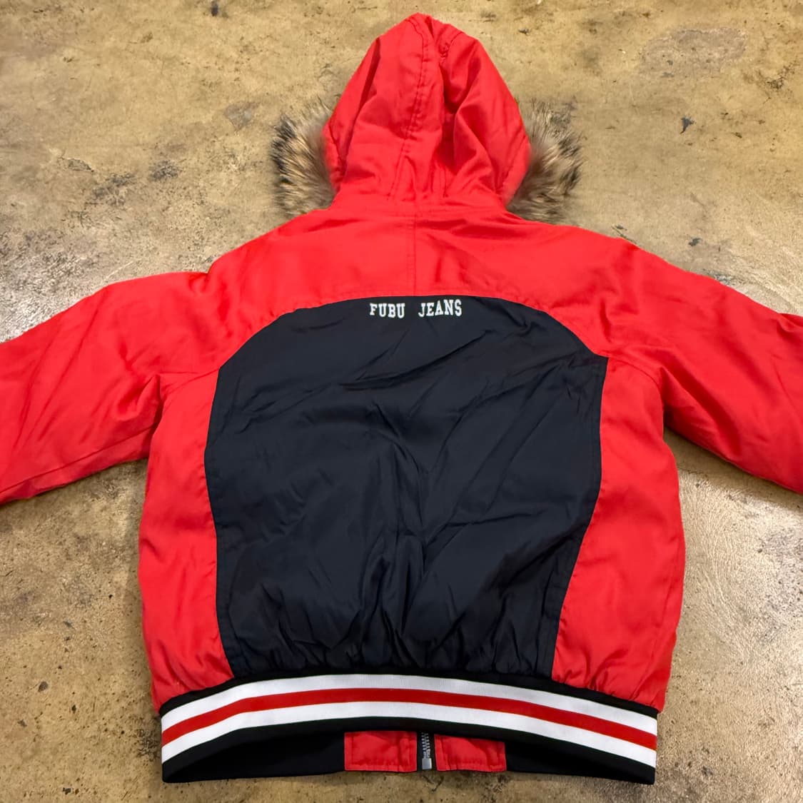 후부 레드 레이싱 스포티 털 숏패딩  상품이미지4