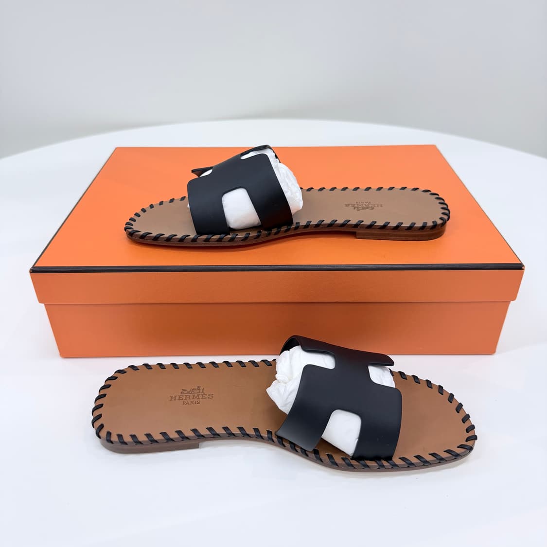 [미사용/235] 에르메스 이즈미르 투톤 스티치 샌들 슬리퍼 상품이미지4