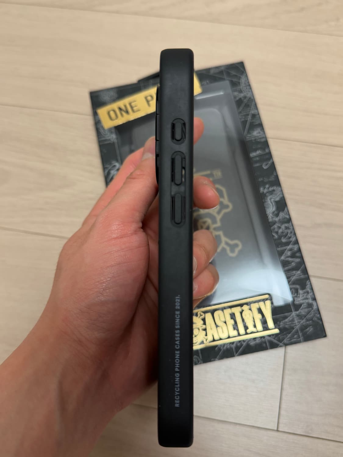 케이스티파이 원피스 루피 iPhone 16 Pro 케이스 상품이미지5