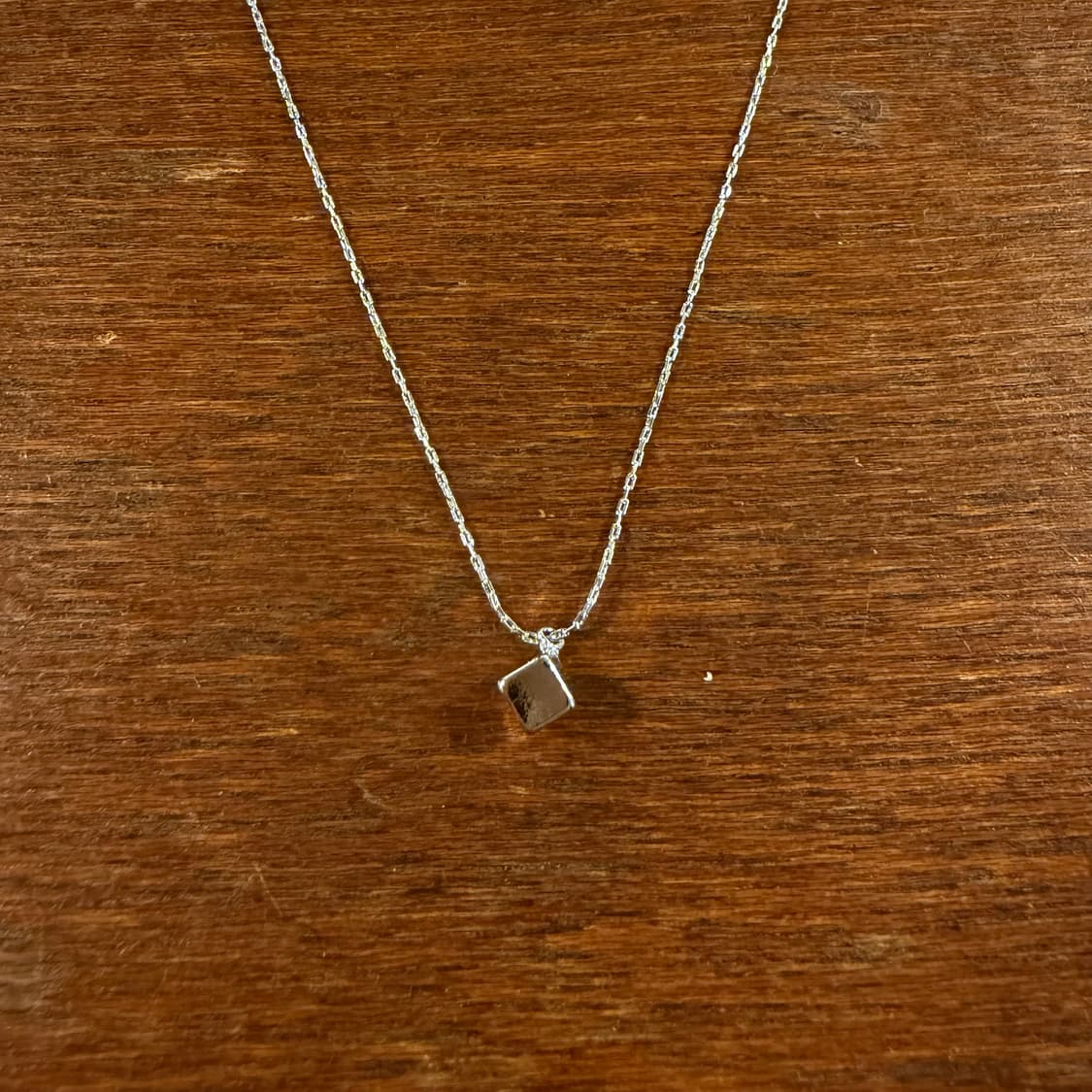 새상품 신주 사각 실버컬러 목걸이 상품이미지3