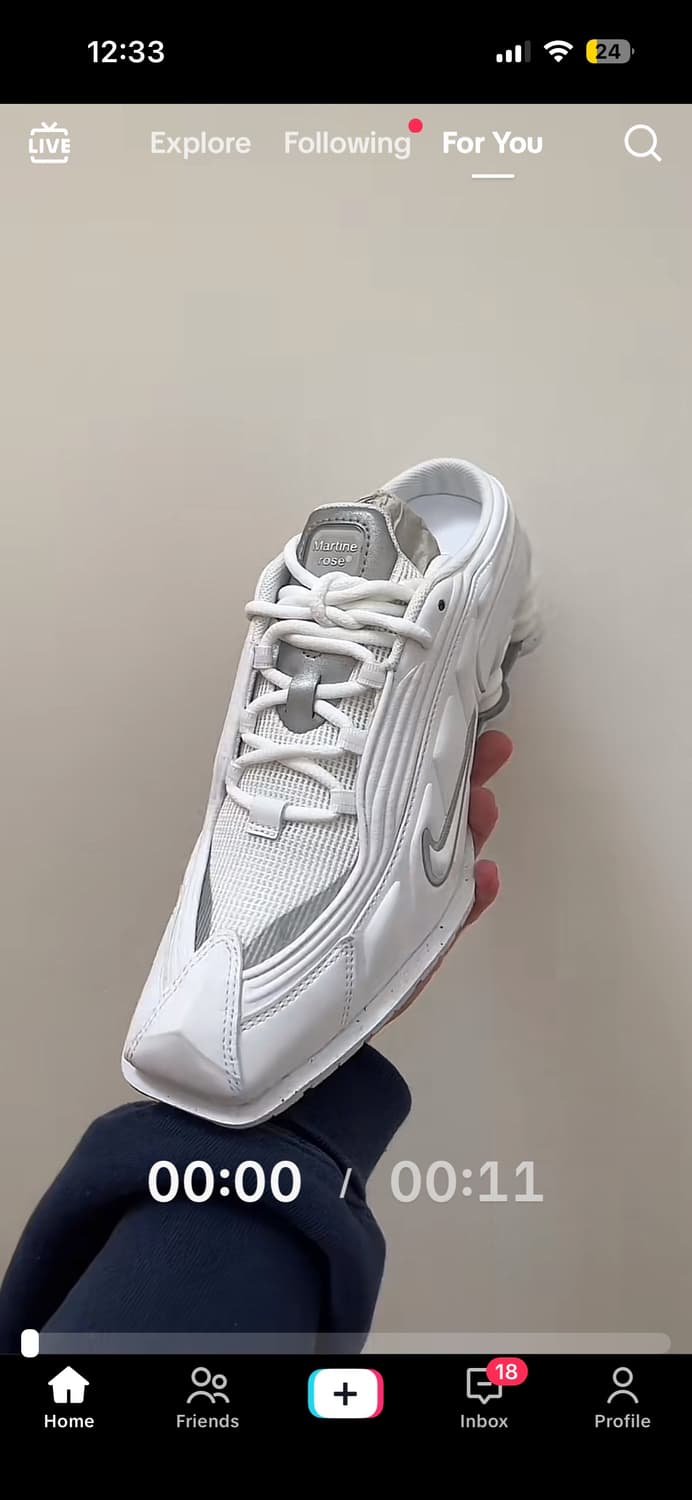 나이키 x 마틴 로즈 샥스 MR4 화이트 상품이미지1