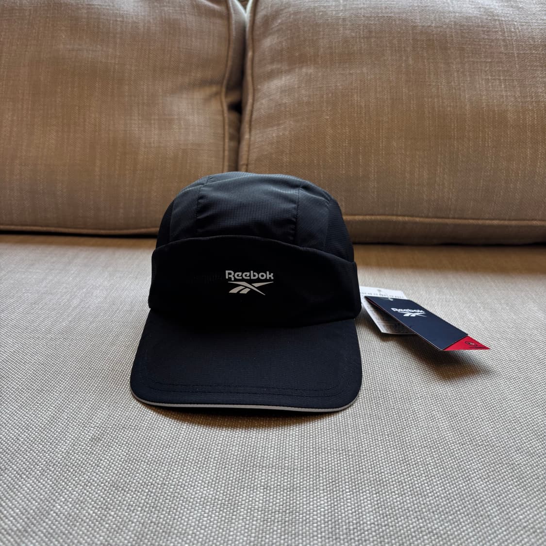 (새상품) 리복(Reebok)의 러닝용 퍼포먼스 캡 블랙 (남여공용) 상품이미지1