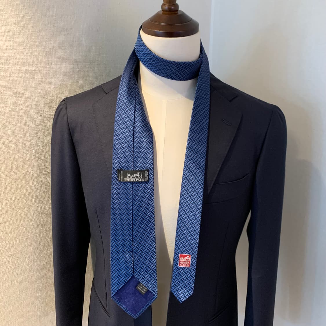 에르메스(HERMES) H로고 모노그램 명품넥타이 A-A+등급 8cm 상품이미지2