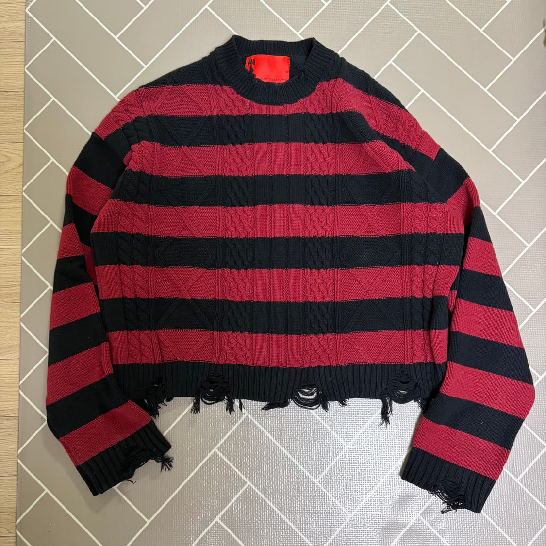 4Tra Grunge punk short knit 커트코베인 니트 상품이미지10