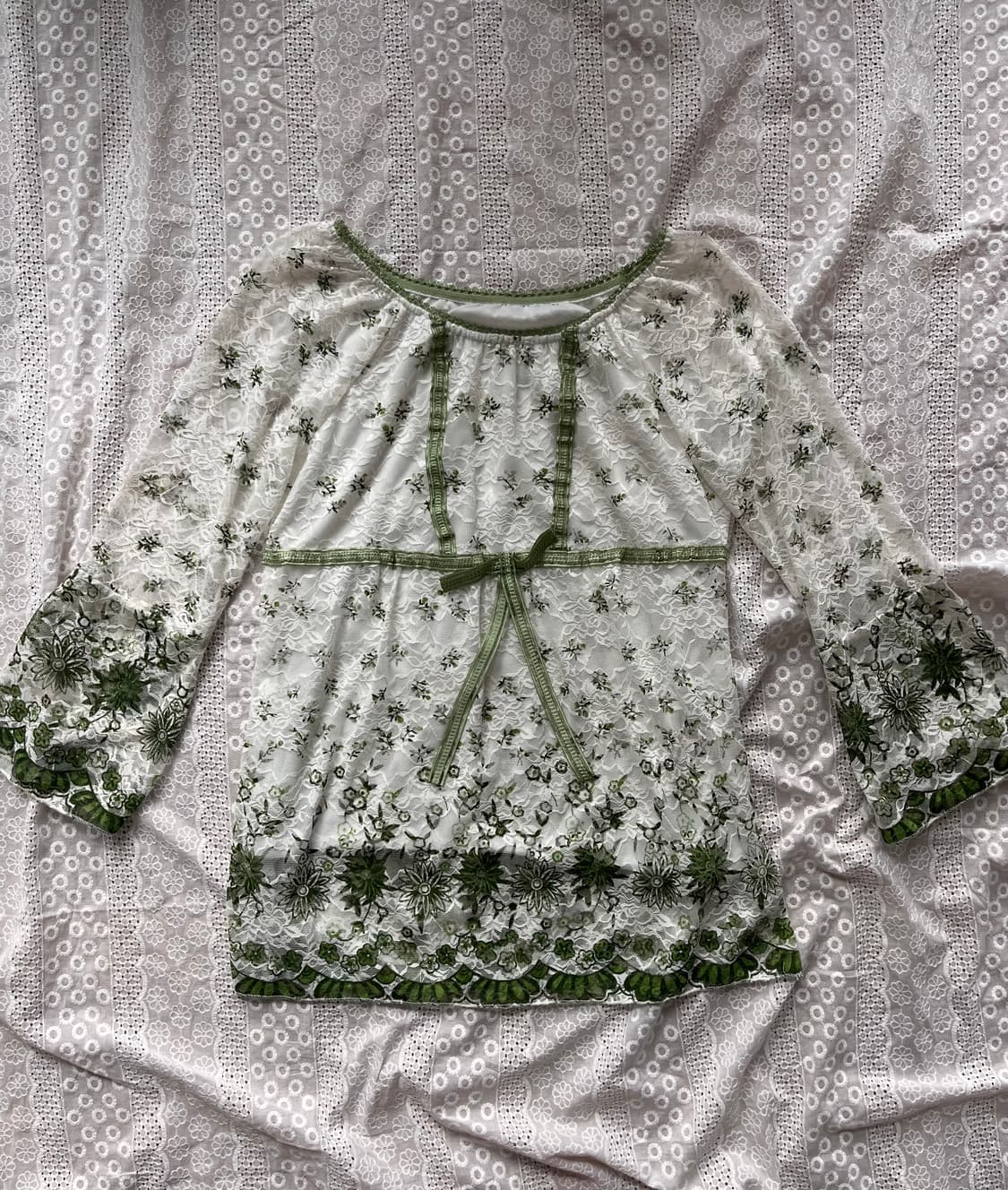 See-through green blouse 상품이미지1