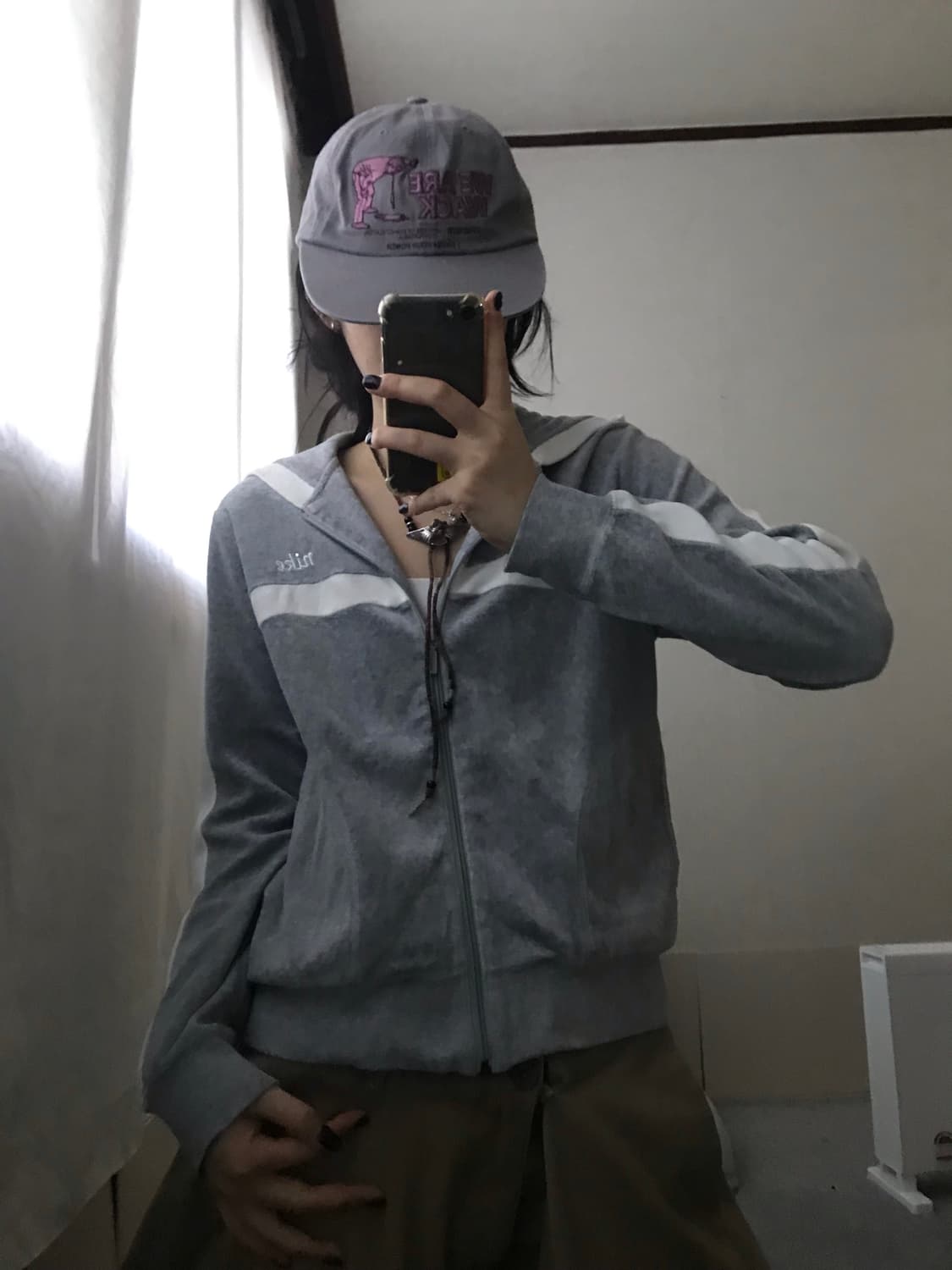 나이키 그레이 벨벳 후드집업 상품이미지3