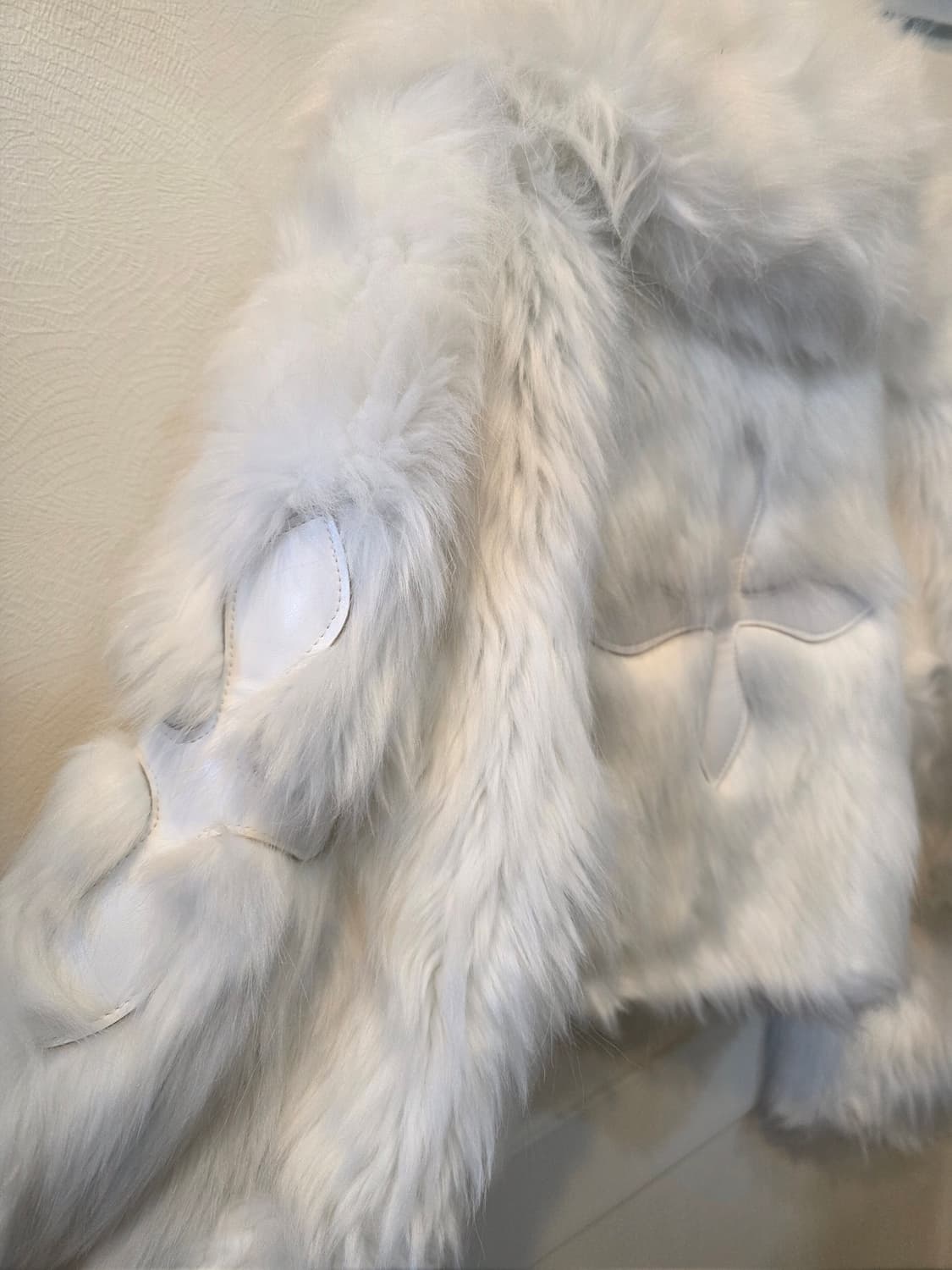 SMFK 화이트 페이크 퍼 후드 집업 상품이미지6