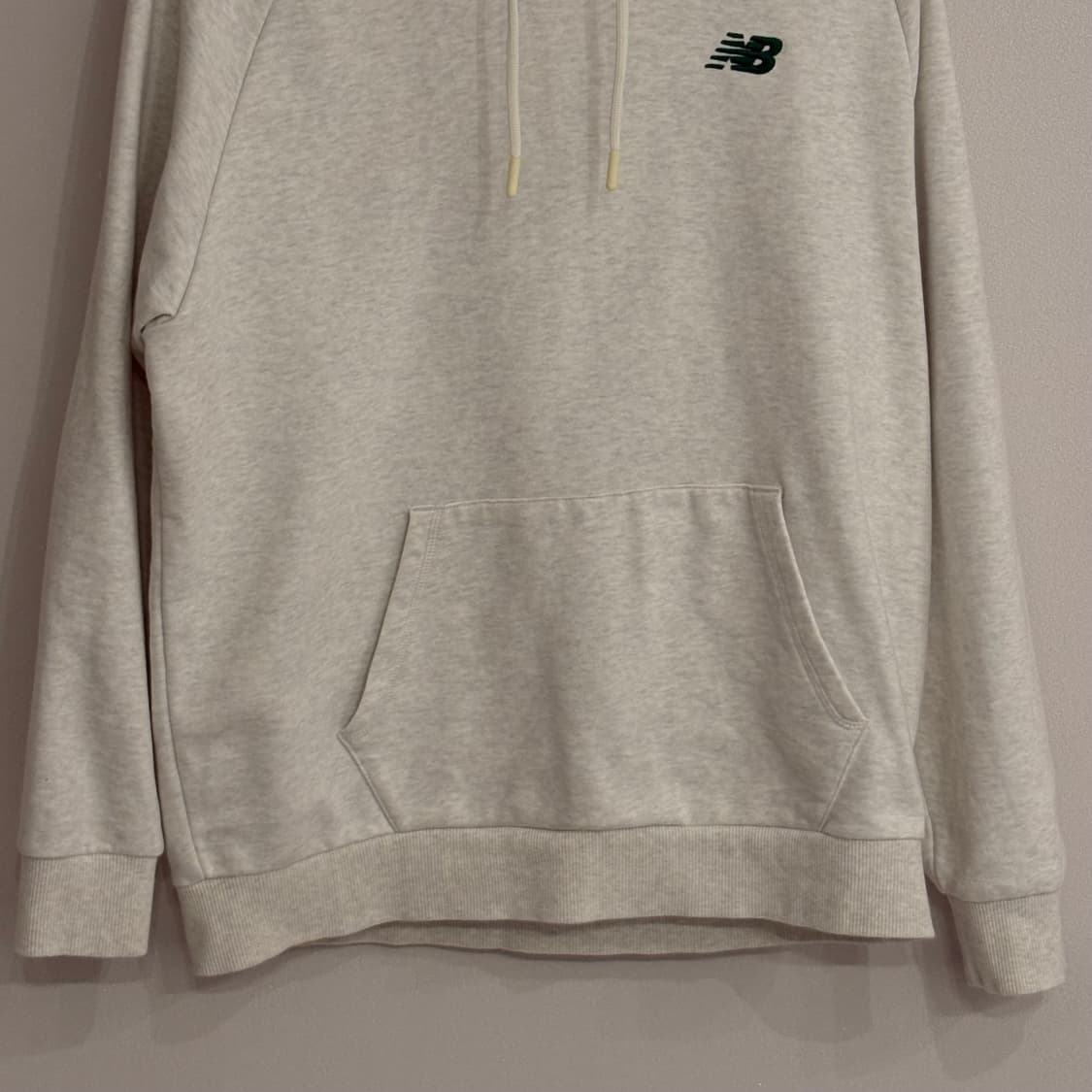 뉴발란스 헤리티지 후드티L(100) 상품이미지3