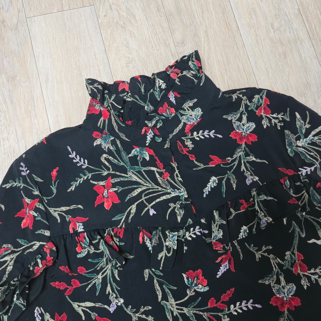 55)EGOIST 플라워 패턴 프릴 블라우스 상품이미지2