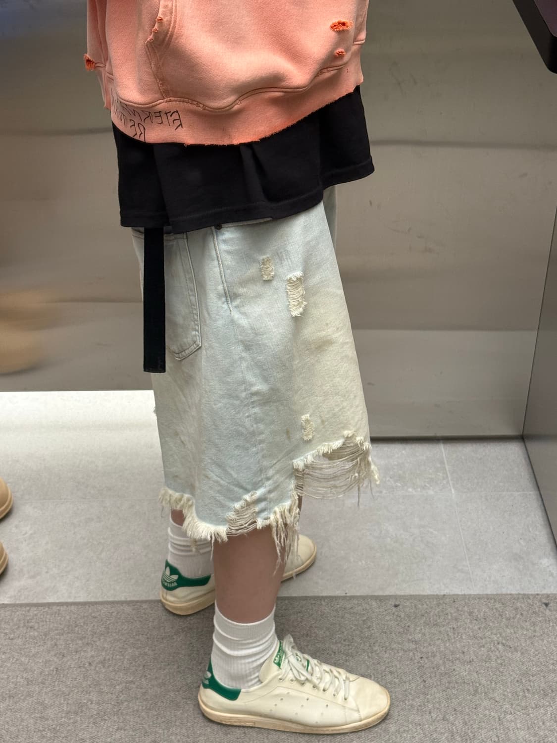 아크네 스튜디오 acne 25 ss 디스트레스 데님쇼츠 52 상품이미지1