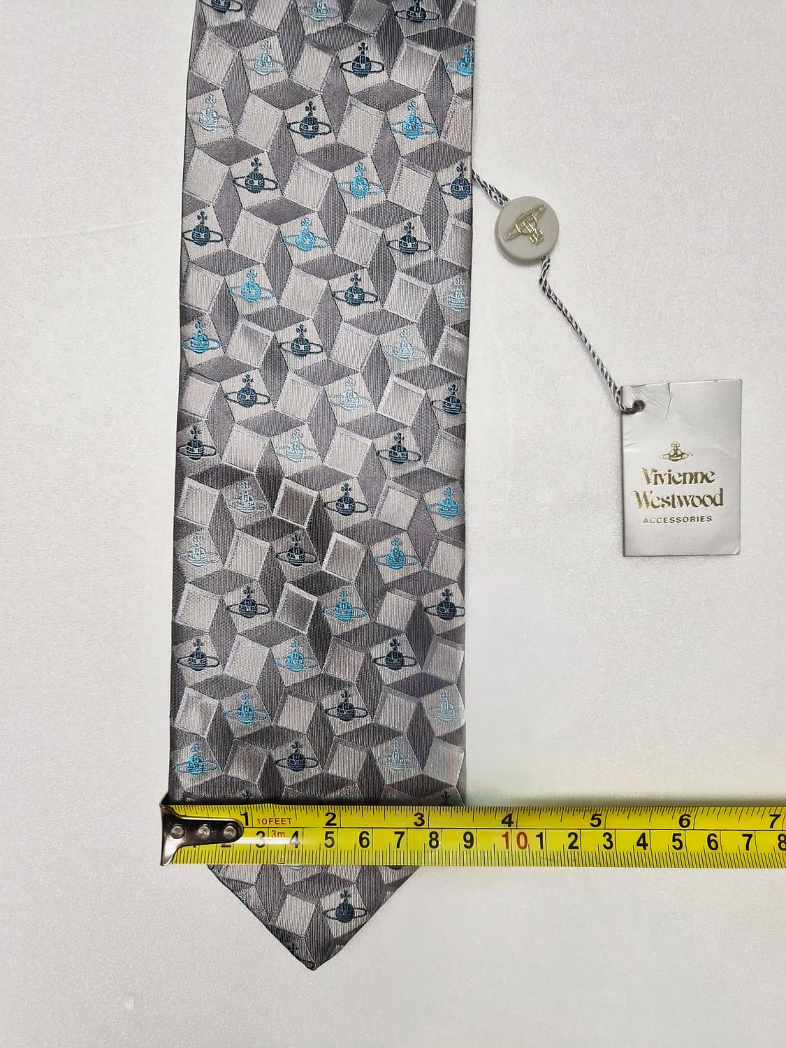 (새제품)비비안웨스트우드 실버 그레이 넥타이 상품이미지6