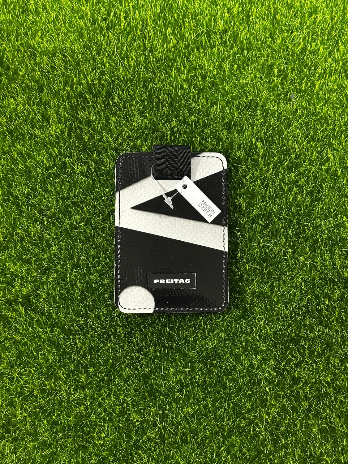 [새상품] 프라이탁 희귀 유광 검흰 저스틴 #freitag 상품이미지2