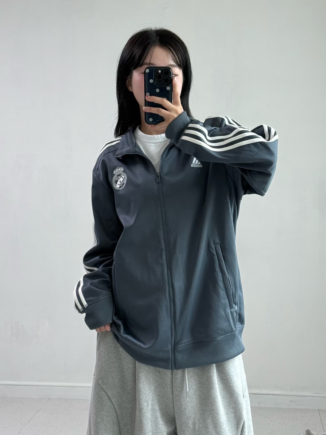 아디다스 그레이 레알마드리드 져지 상품이미지1