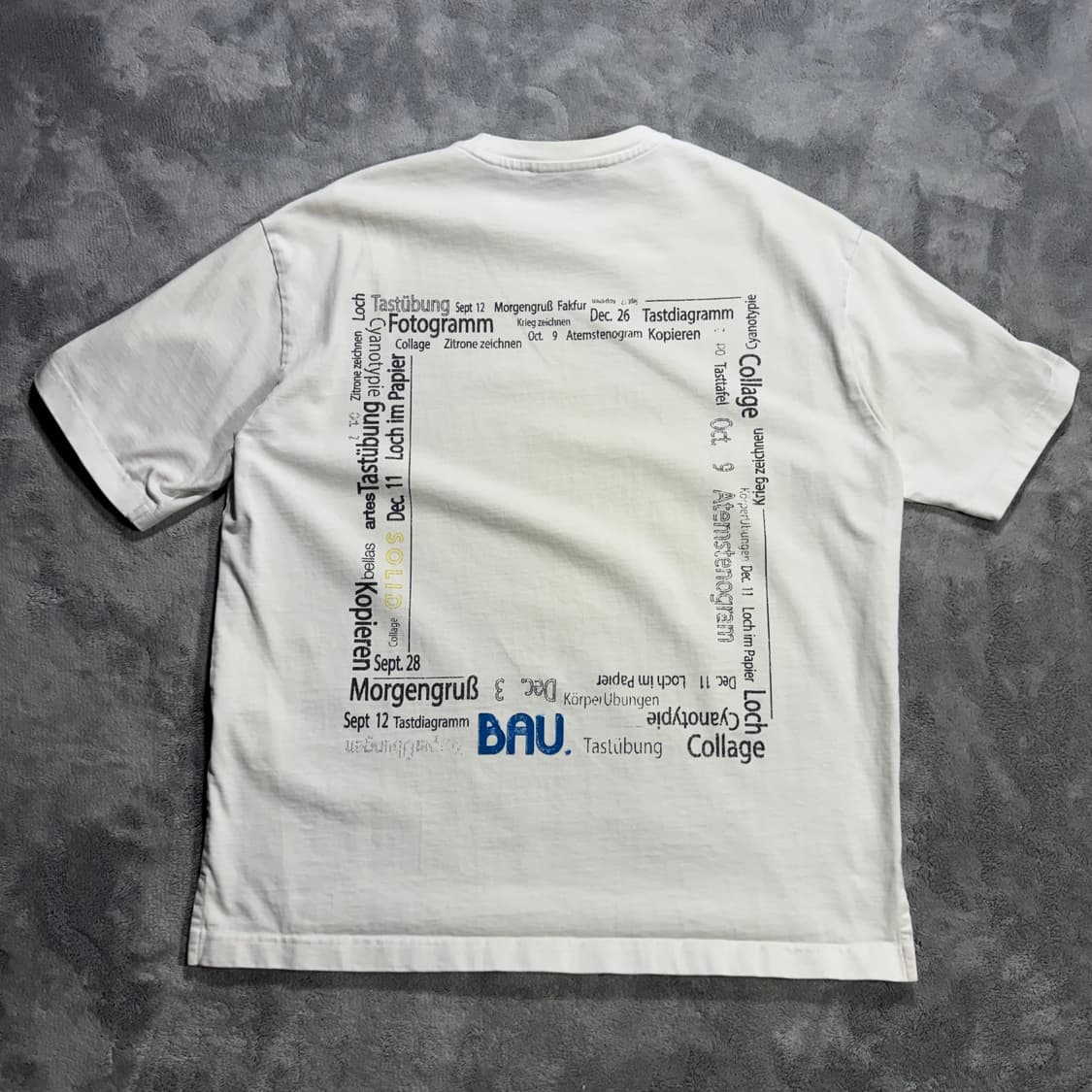 솔리드옴므 백 프린팅 반팔 상품이미지1