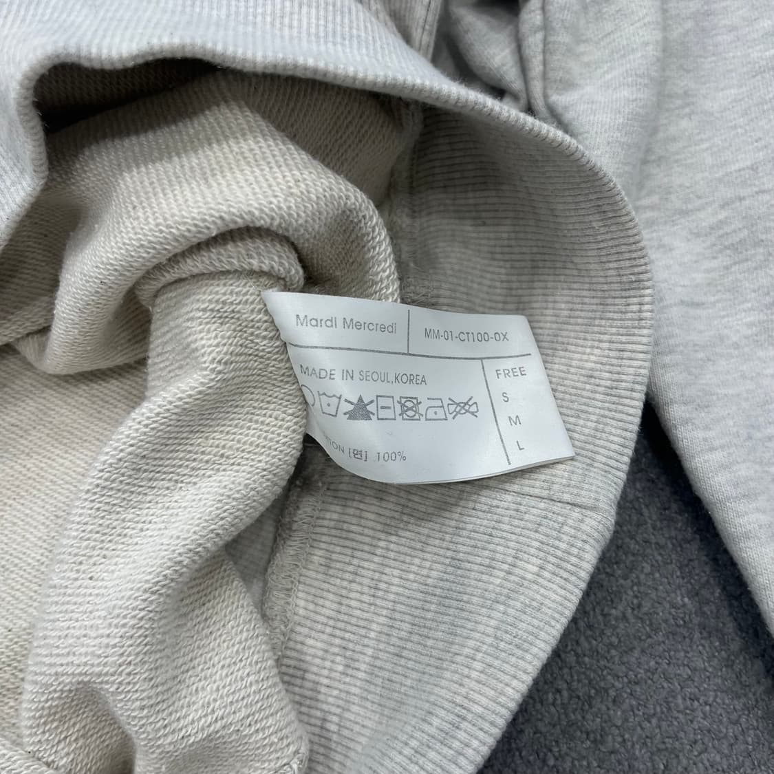 마르디 메크르디 맨투맨 상품이미지5