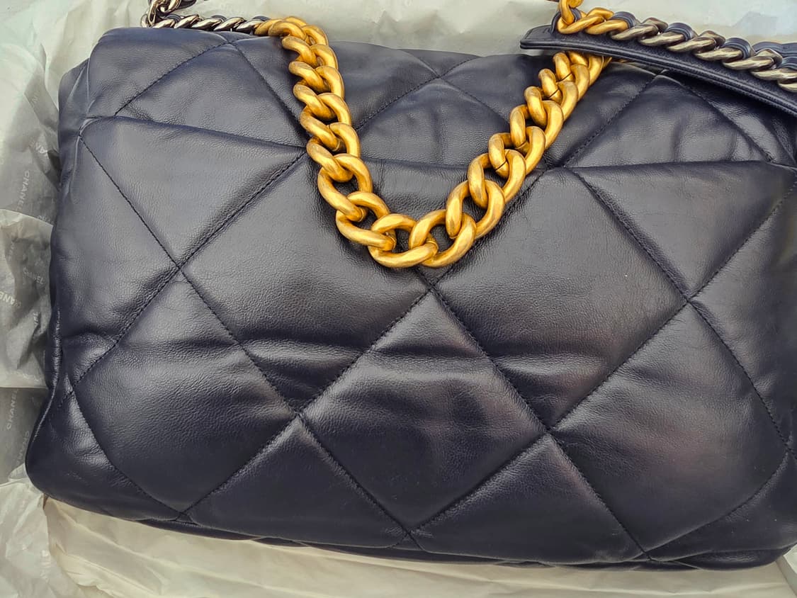 샤넬 19백 맥시사이즈 상품이미지3