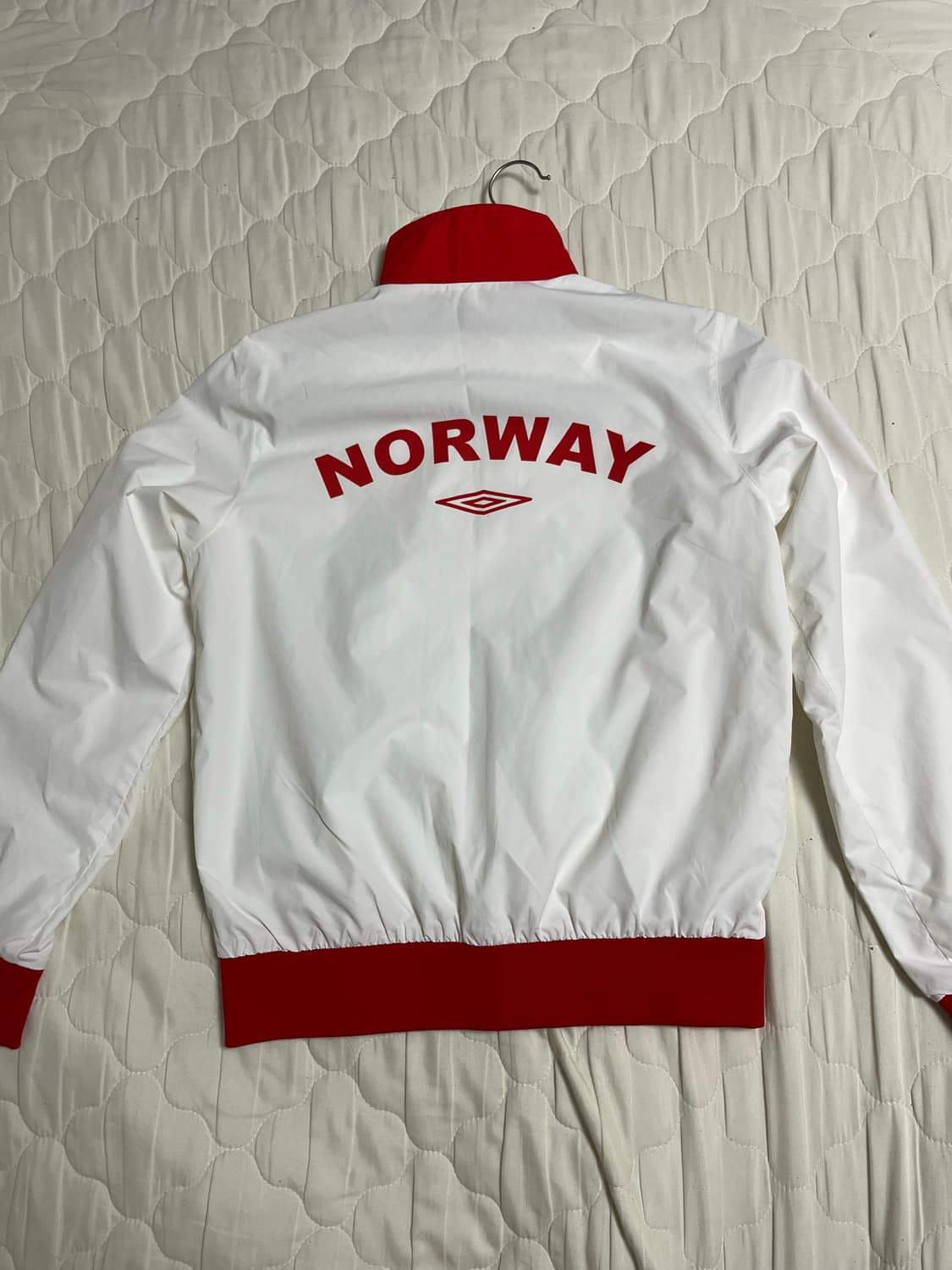 엄브로 바람막이 상품이미지2