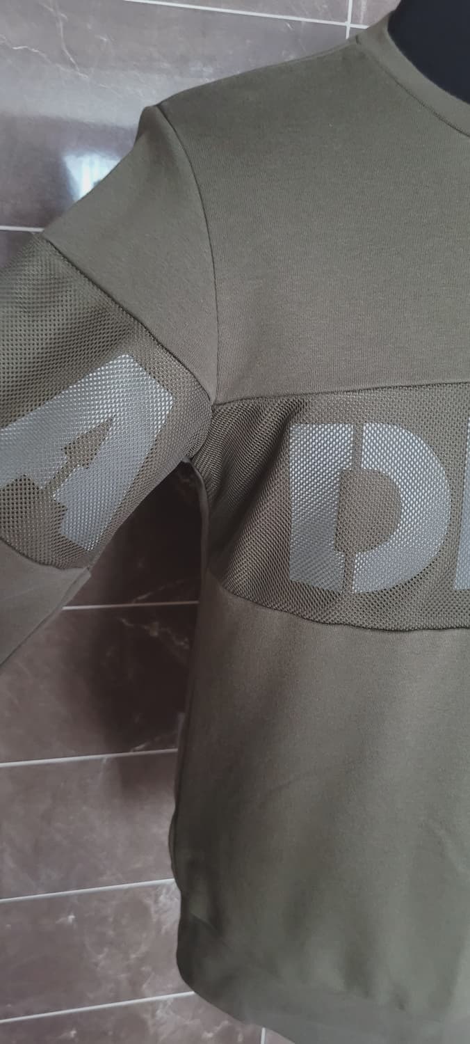 (남성95사이즈) 아디다스  카키색 맨투맨(춘추용) 상품이미지4