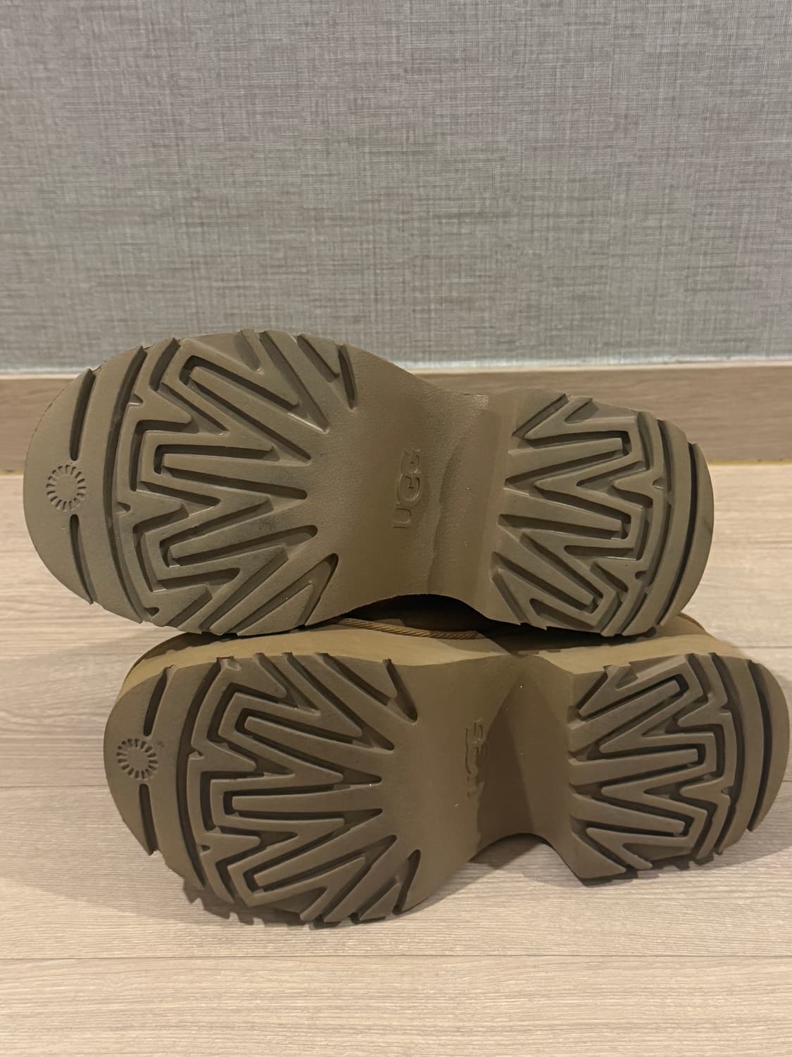 미국 어그 청키 지퍼 힐 부츠 롱부츠 상품이미지4