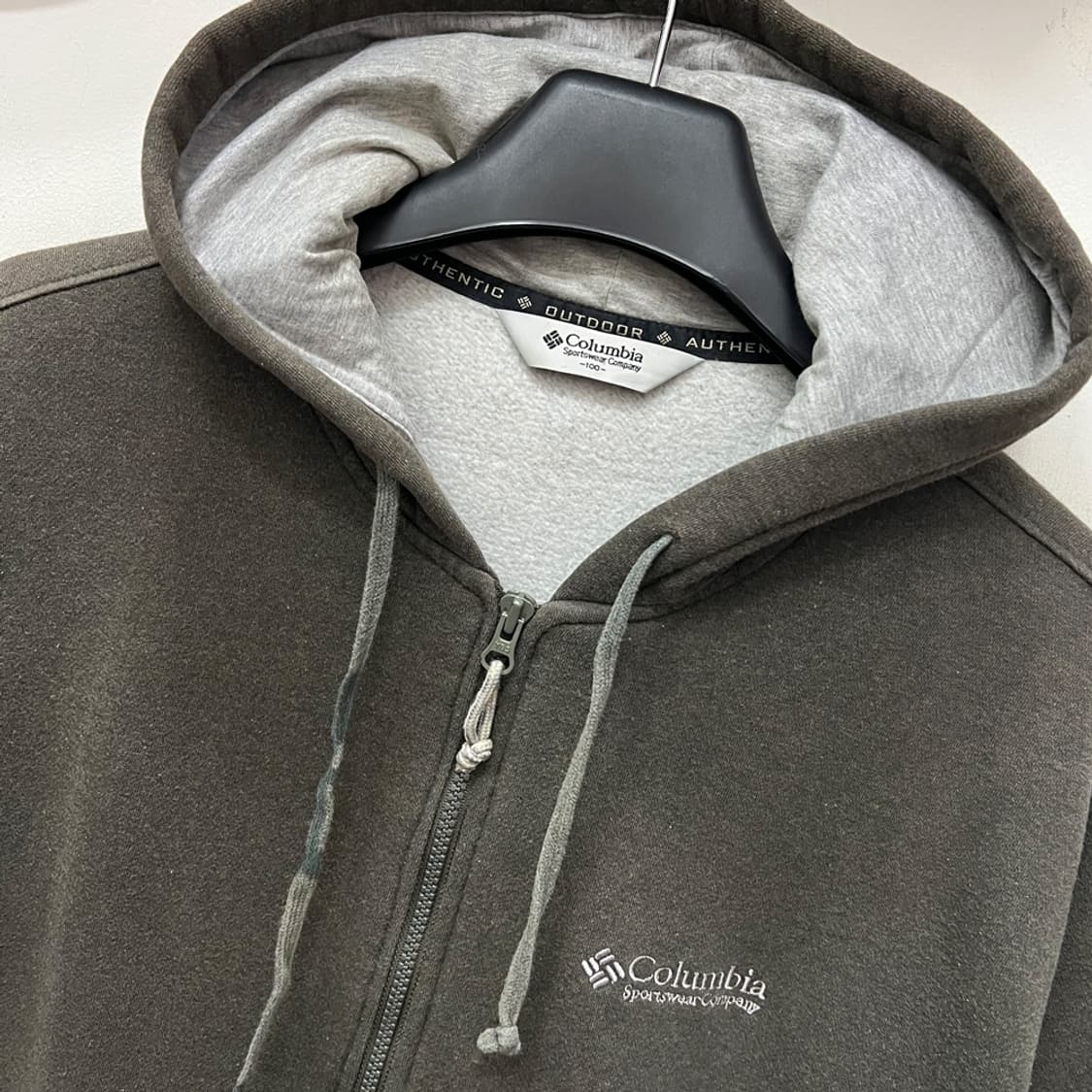컬럼비아 아웃도어 어센틱 후드 집업 100 상품이미지3