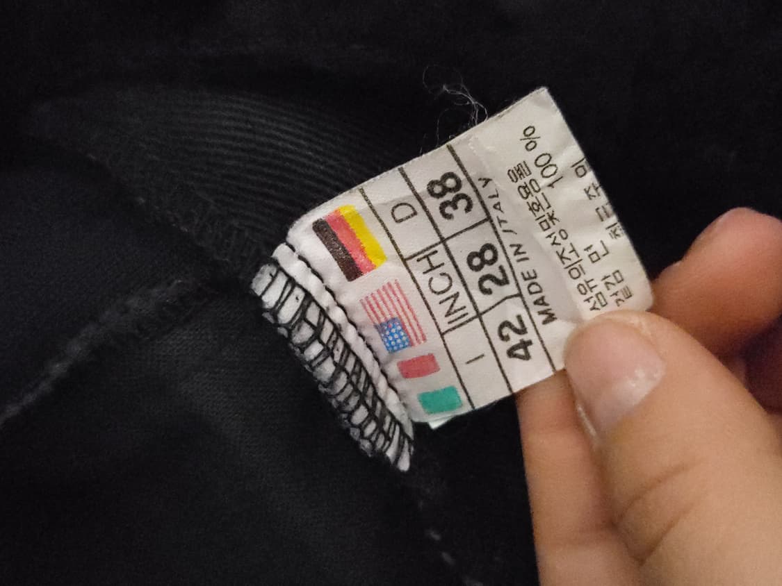 FENDI 블랙 벨벳 미니스커트 m 상품이미지6