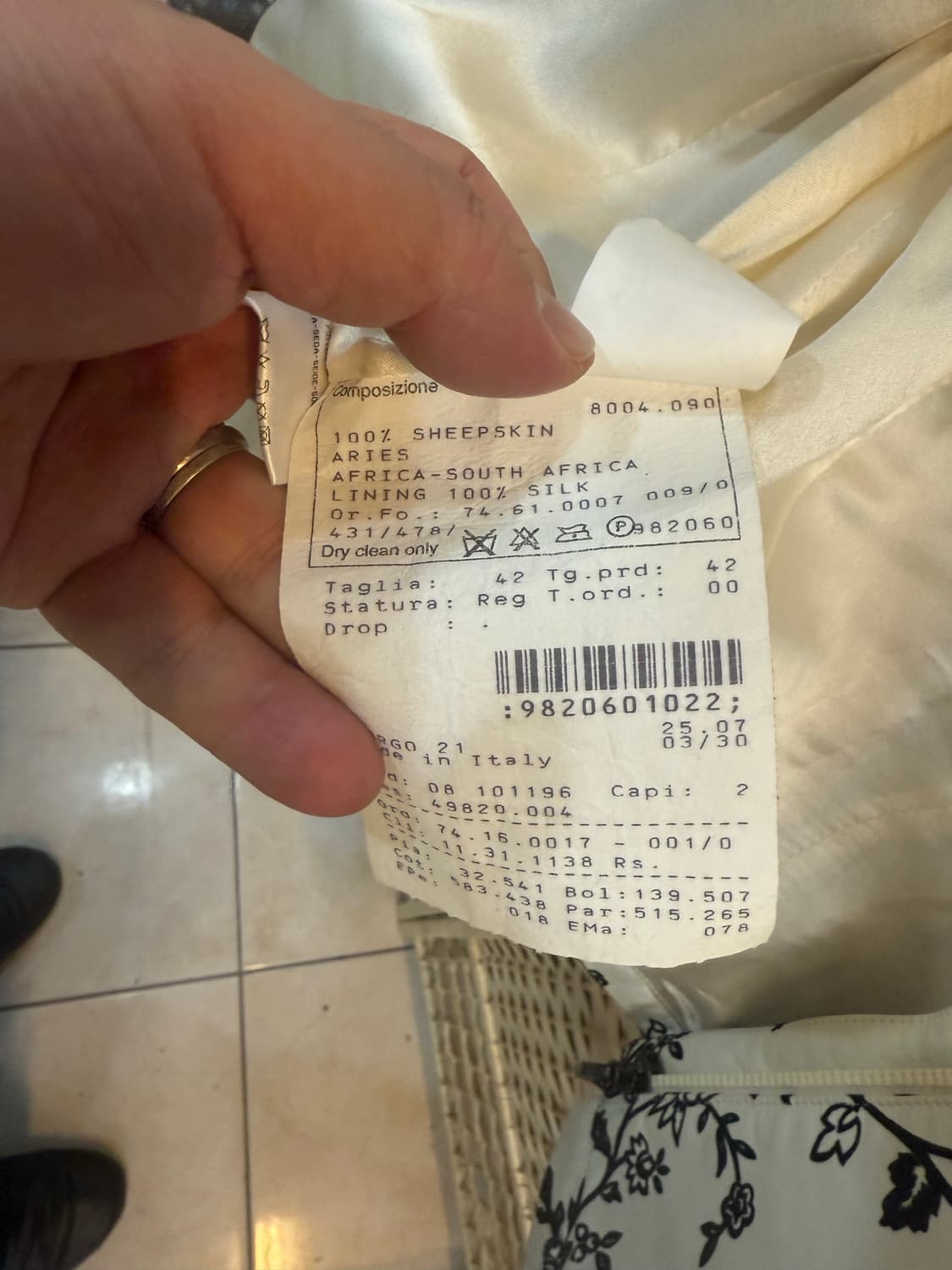 42/55 정품 조르지오 아르마니 자수플라워 가죽자켓 팝니다 상품이미지4