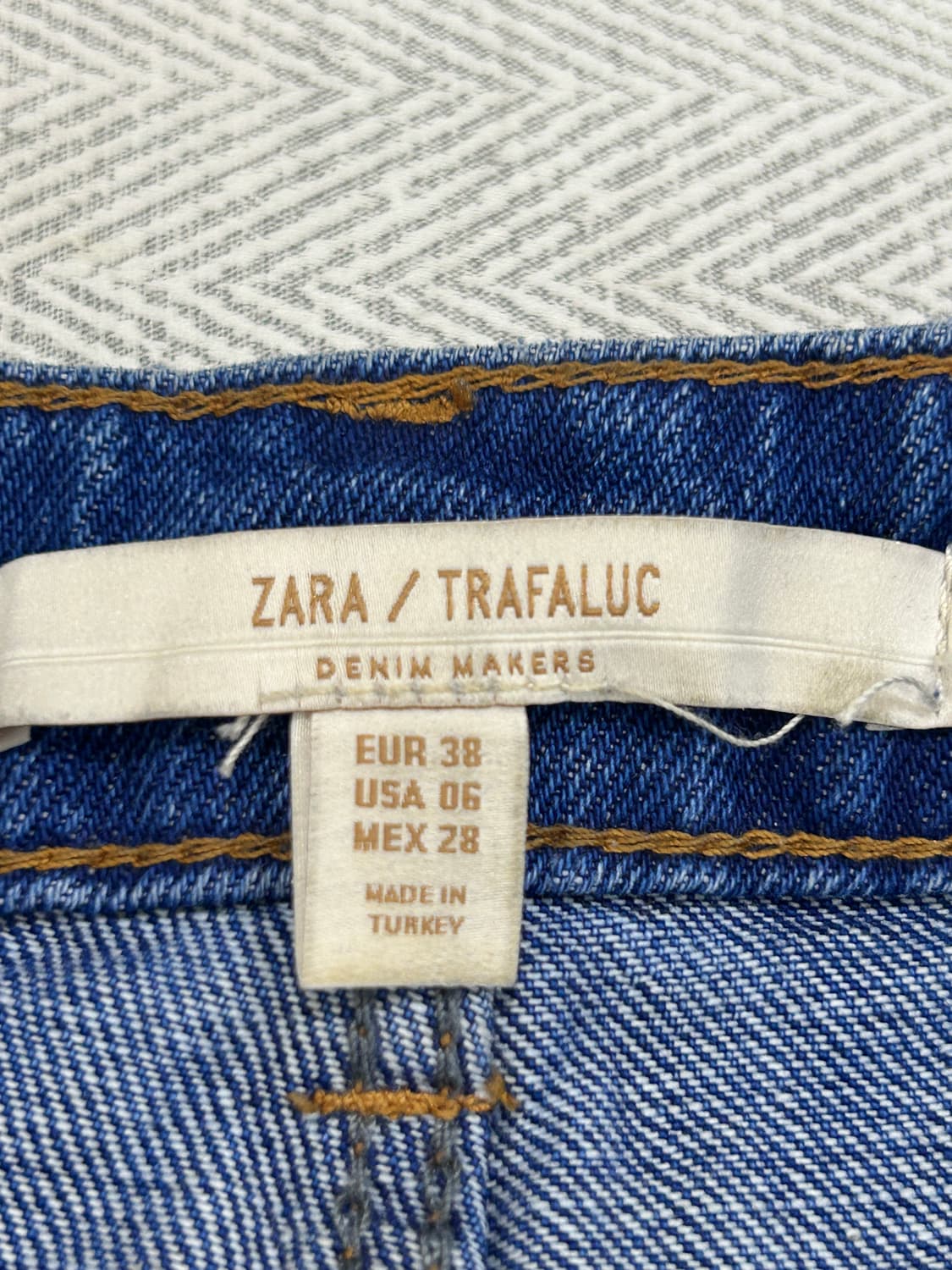 자라 ZARA 자수 데미지 데님 숏팬츠 반바지 28-29인치 상품이미지9