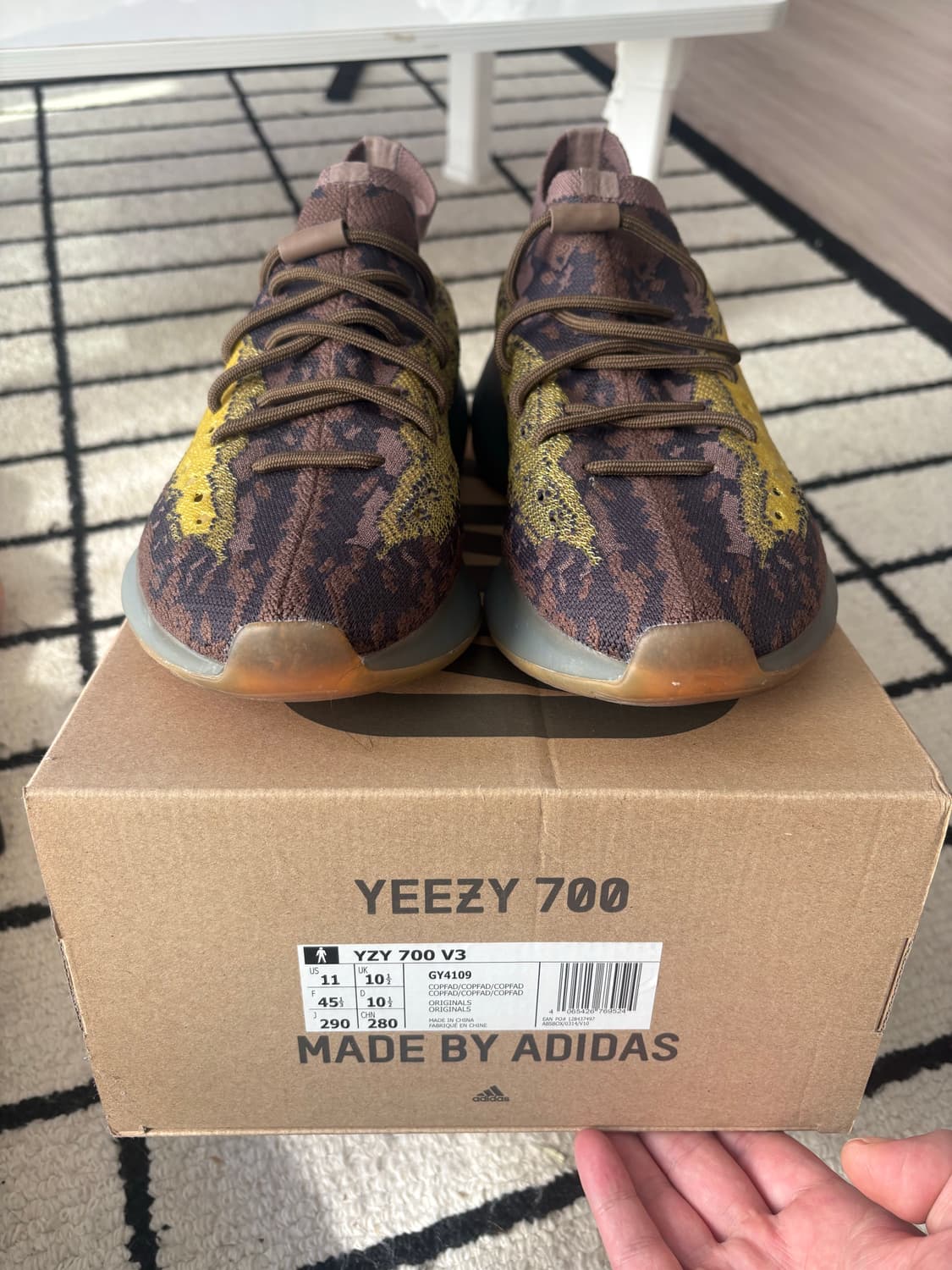 아디다스 이지 부스트 700 V3 290 상품이미지2