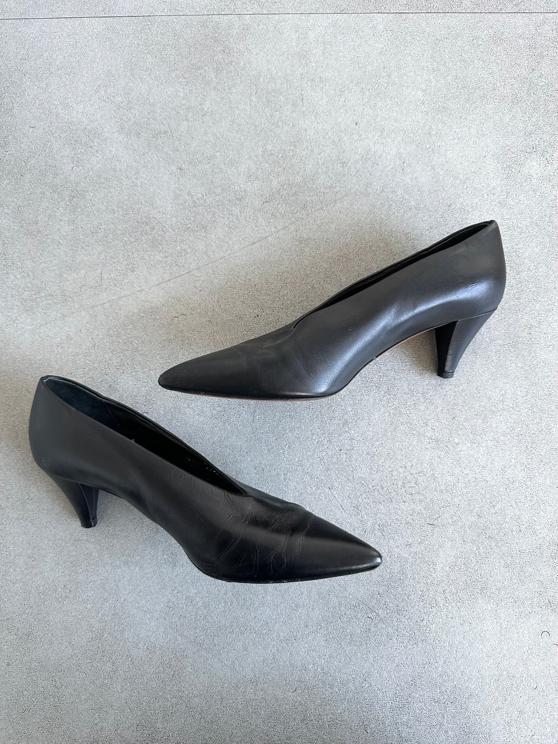 지방시 블랙 레더 나이프 힐 상품이미지6