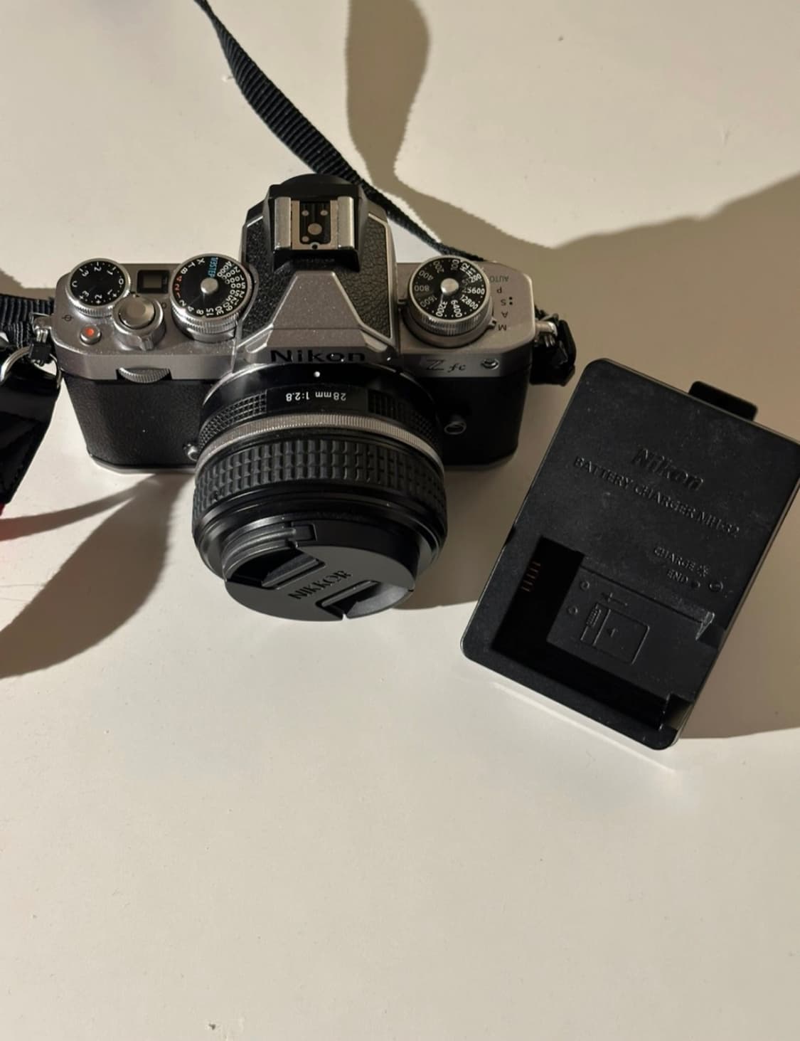 니콘 Z fc 렌즈세트 (28mm F2.8) 상품이미지2