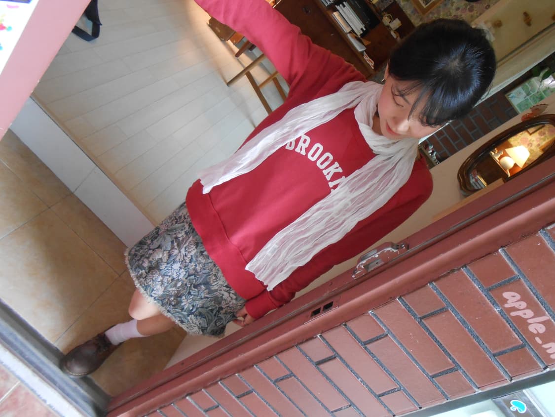 브라이트 레드 맨투맨 상품이미지3