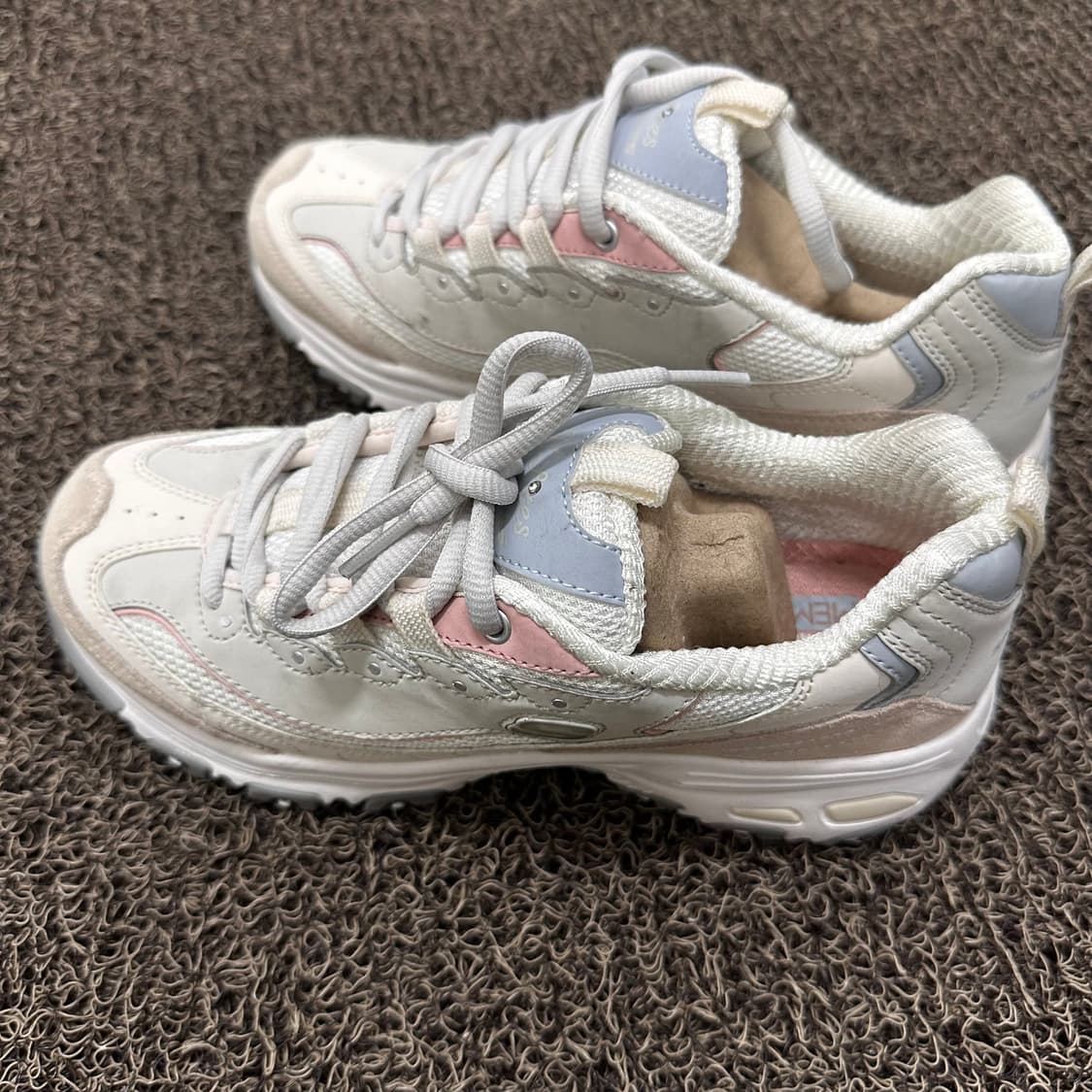 [새상품] 스케쳐스 여성 딜라이트 운동화 신발 240 상품이미지3