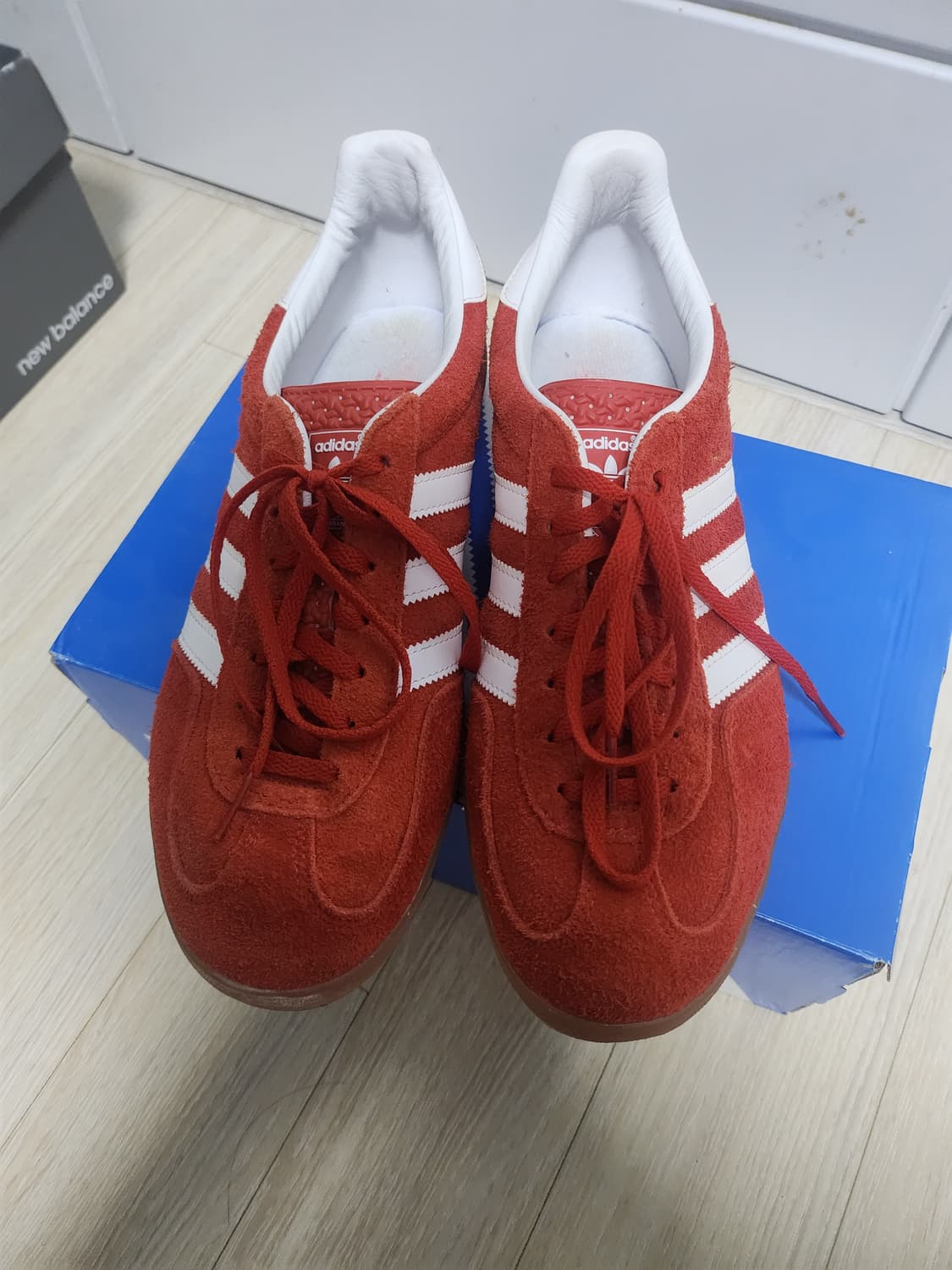 아디다스 가젤 인도어 스칼렛 280 상품이미지1