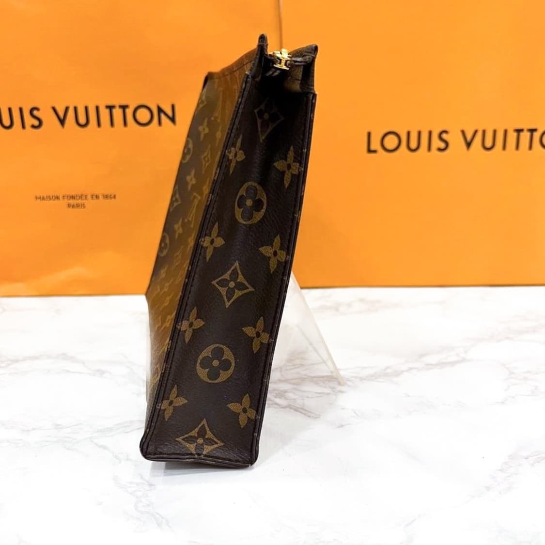 루이비통 포쉐트 토일렛 26 클러치 상품이미지6