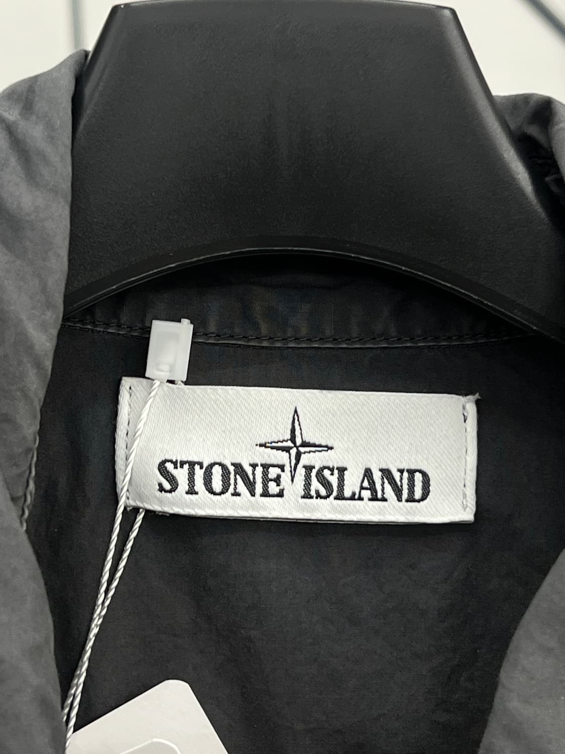 스톤아일랜드 와펜 차콜 후드 셔츠 자켓 상품이미지7