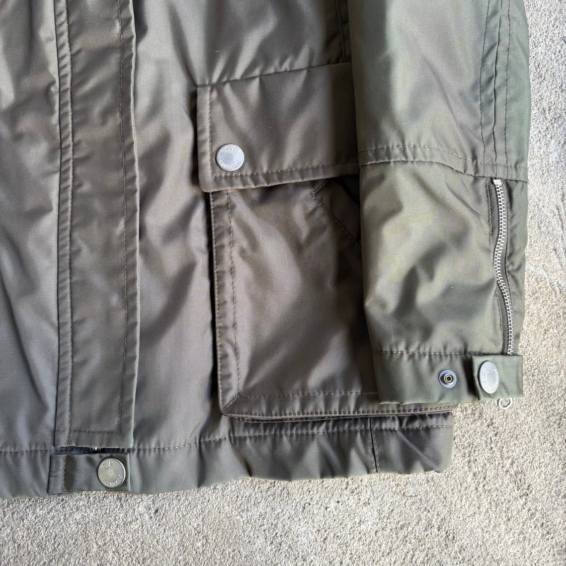 씨피컴퍼니 올리브 나일론 사파리 자켓 상품이미지7