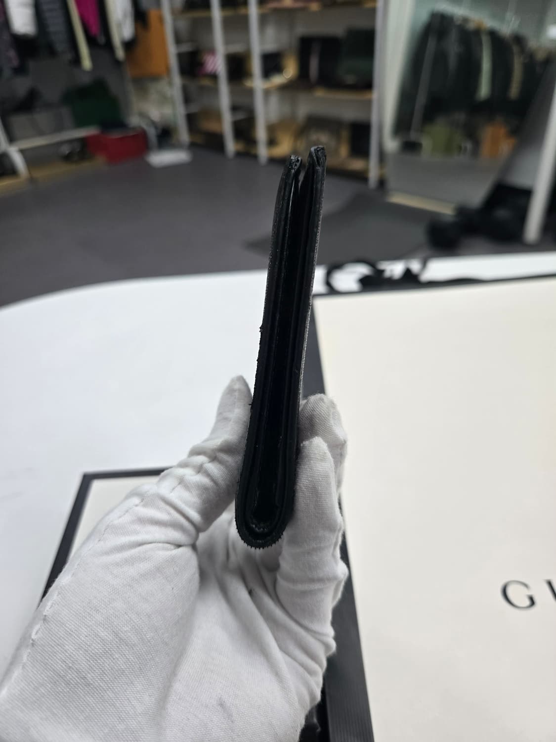 [A급컨디션] 구찌 레드 울프 반지갑 상품이미지3