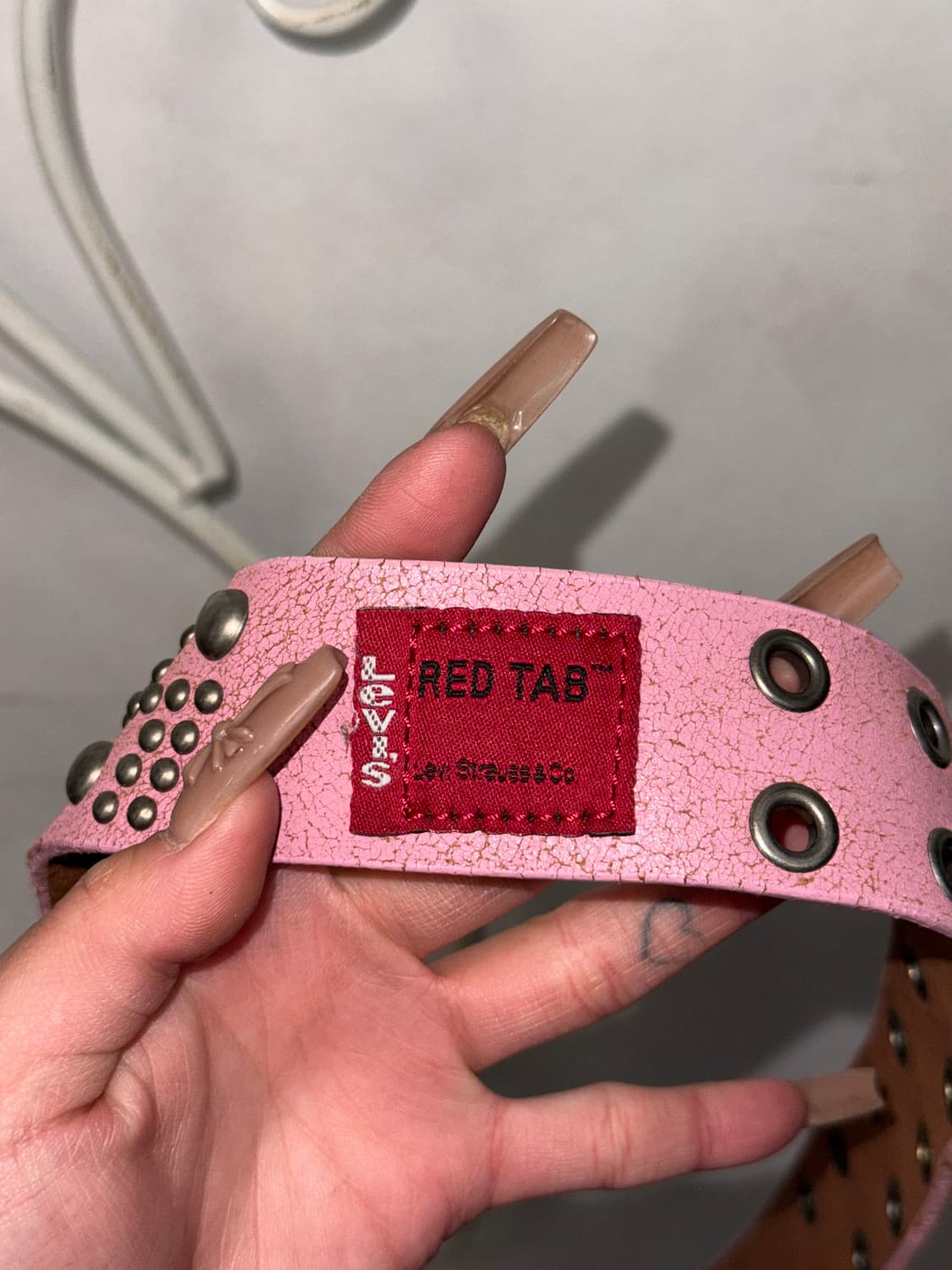 Levi’s pink stud punching belt 상품이미지8