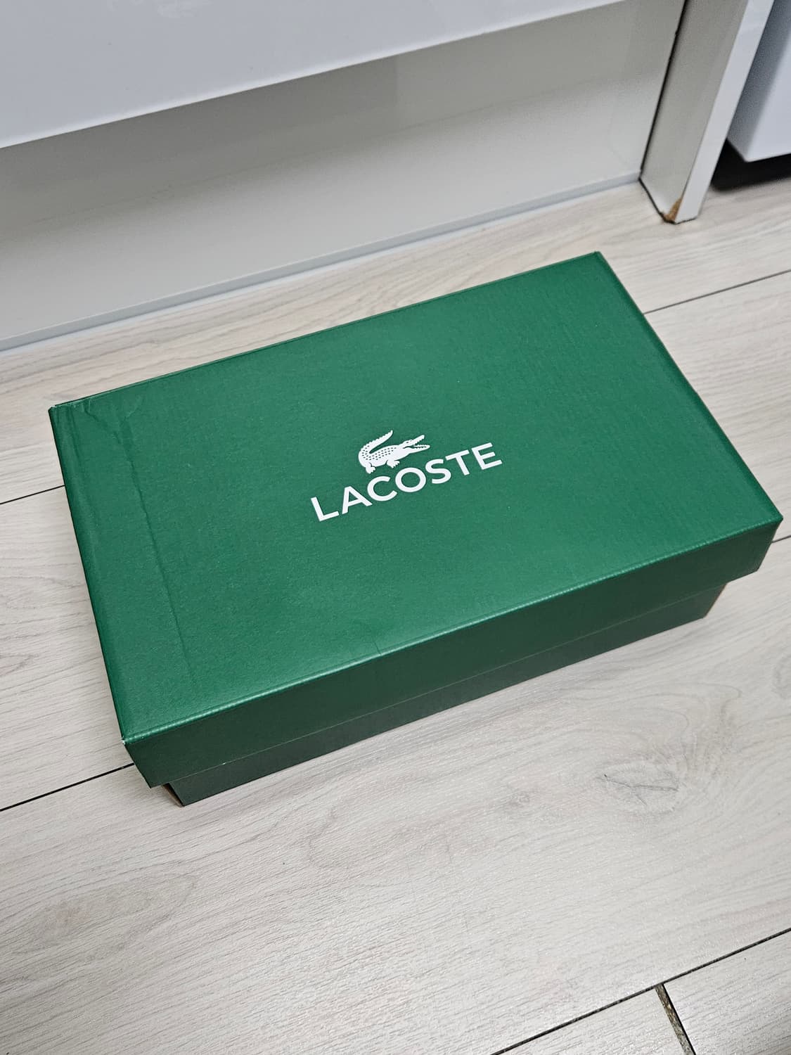 라코스테 흰색 스니커즈 220mm 풀박스(시착1회, 230mm 신는분!) 상품이미지5