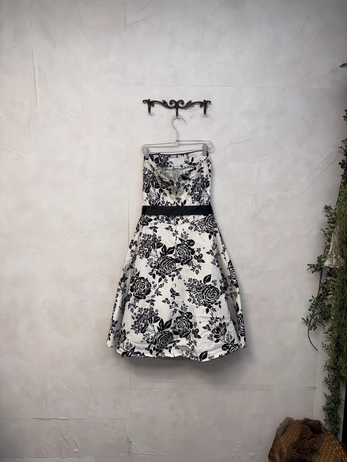 Black & white oriental rose tube top ops 상품이미지7